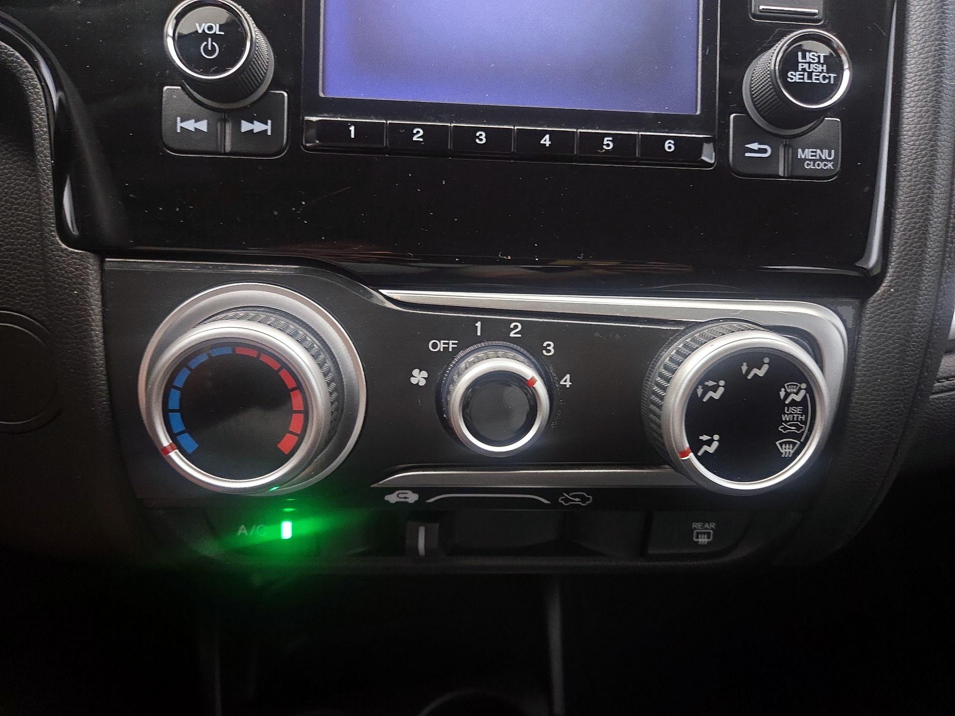 Thumbnail: 2015 Honda Fit - 16