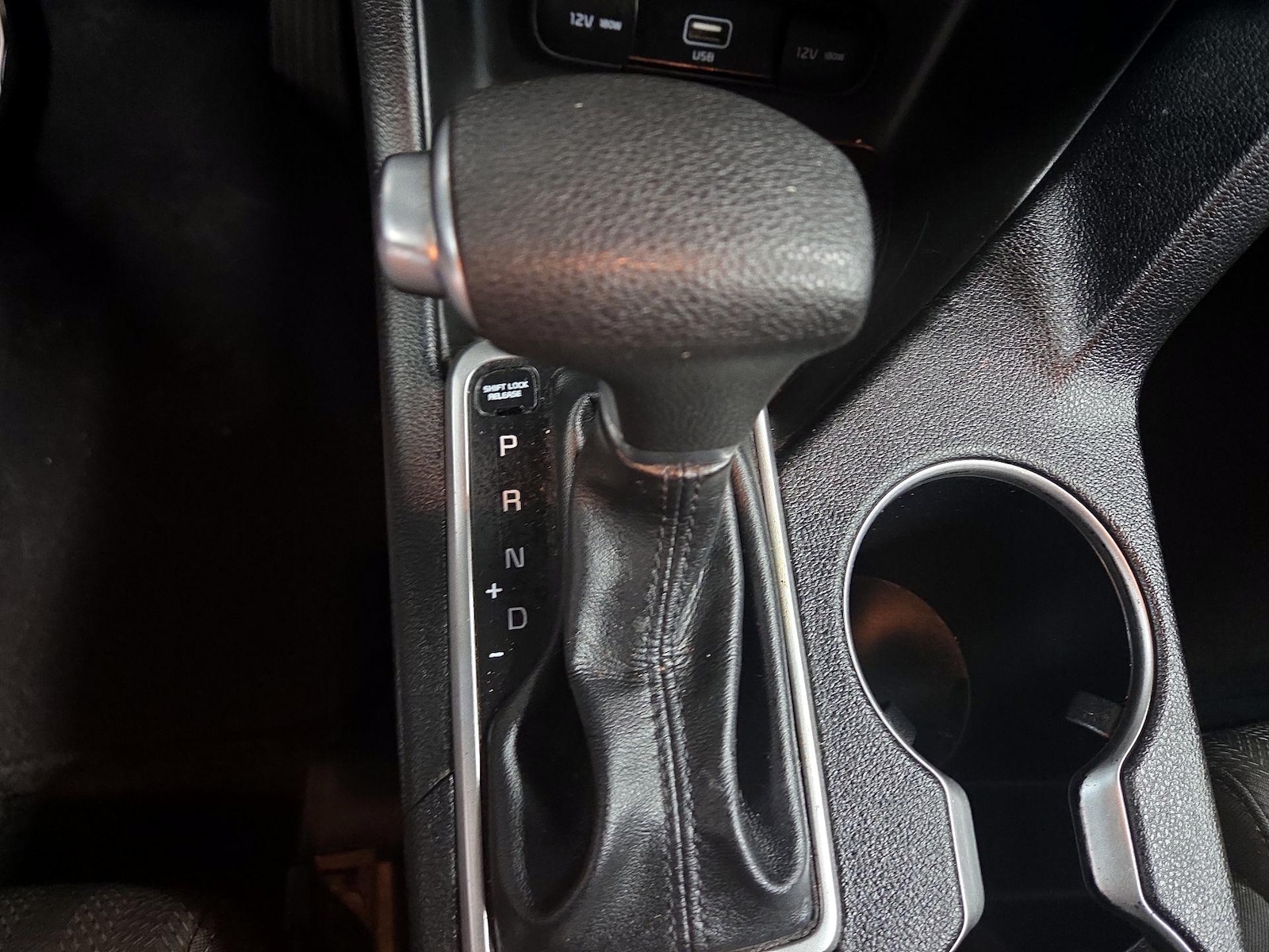 2020 Kia Sportage LX - Photo 16