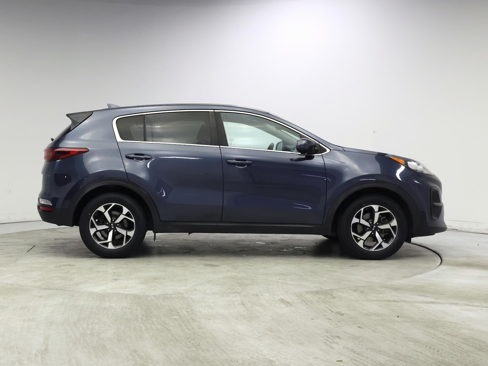 2020 Kia Sportage LX - Photo 8