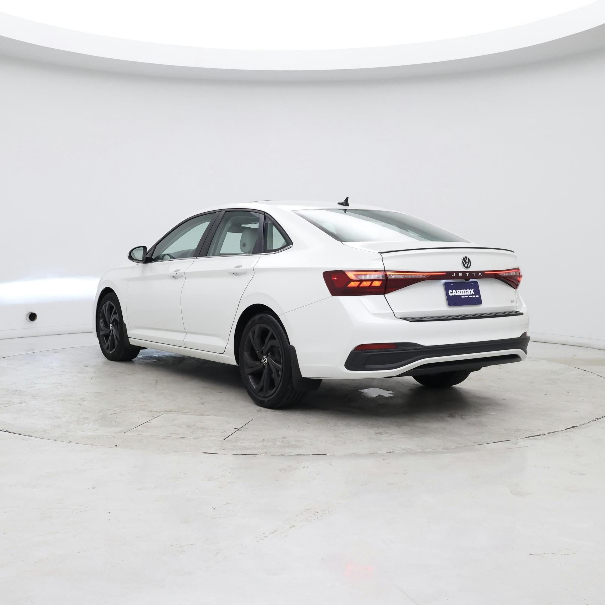 Thumbnail: 2025 Volkswagen Jetta - 2