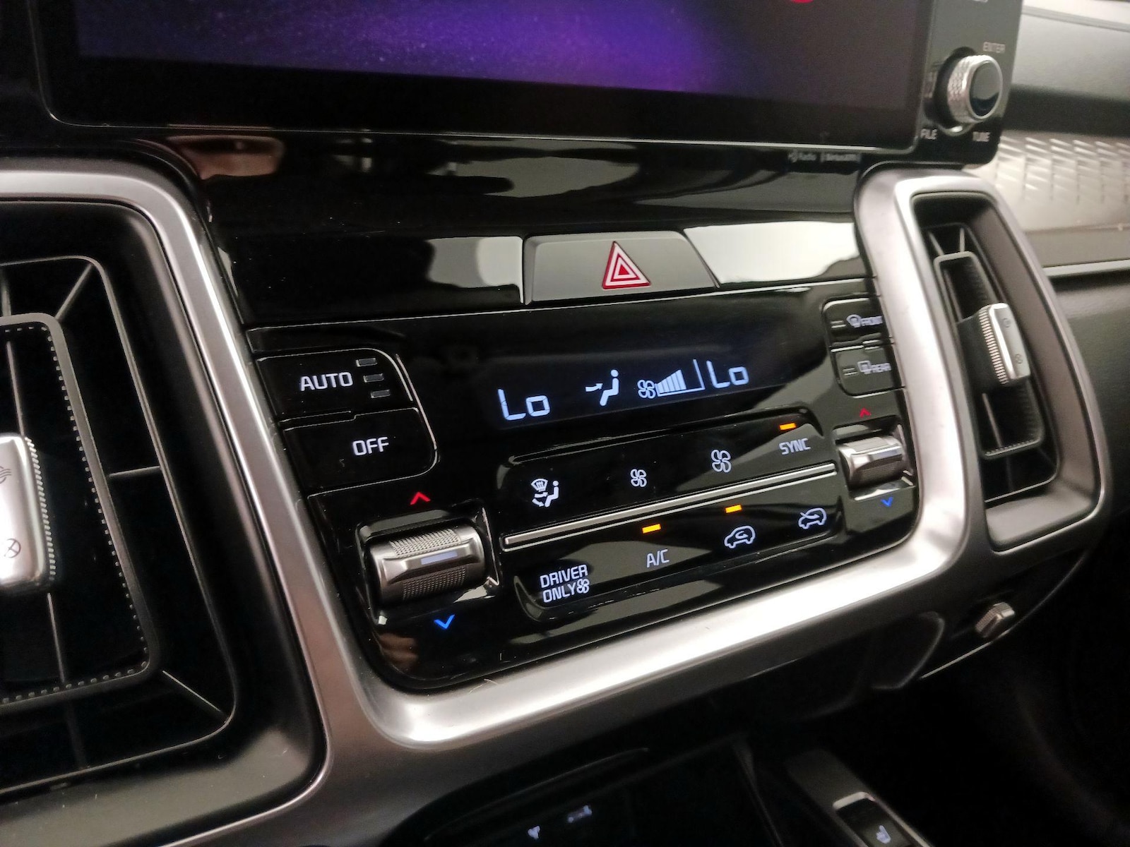 2022 Kia Sorento EX Hybrid - Photo 18