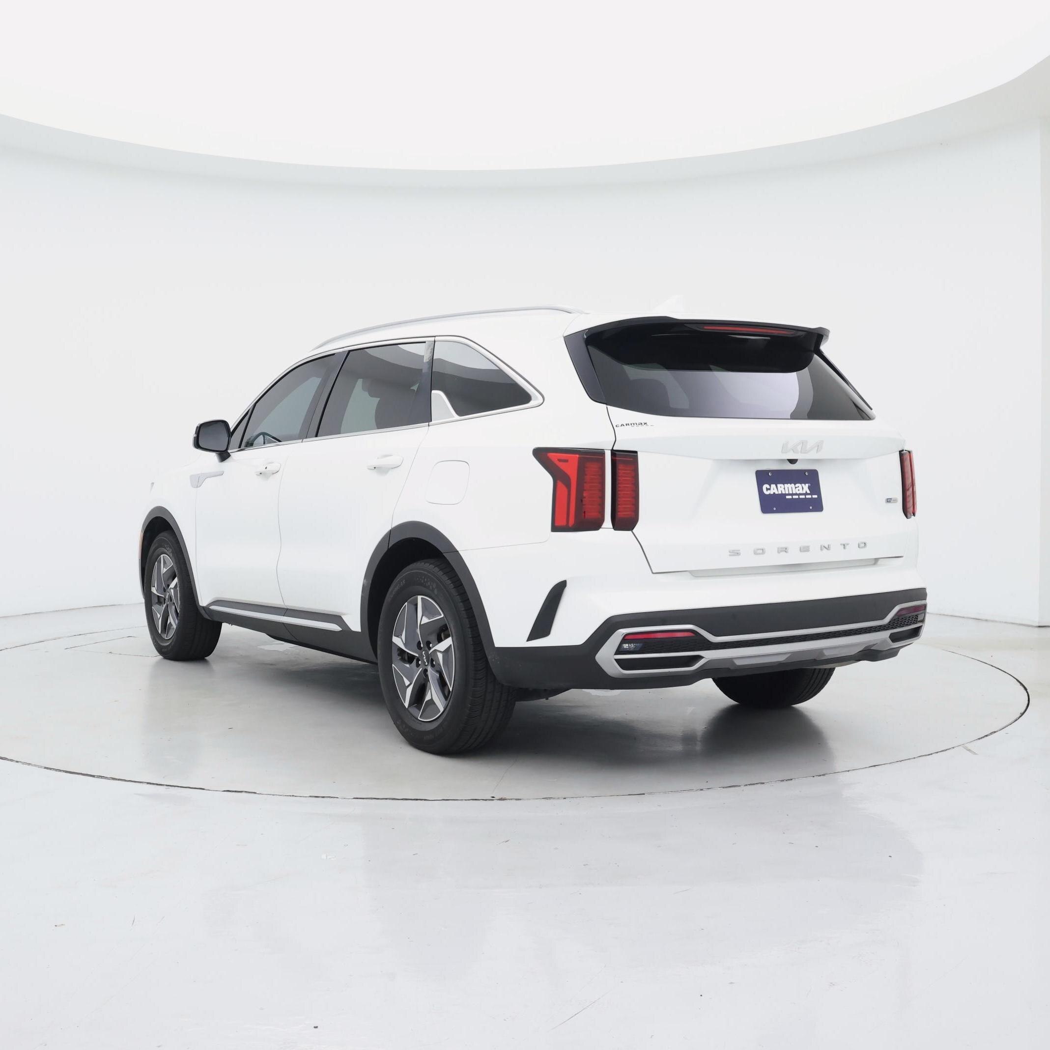 Thumbnail: 2022 Kia Sorento - 2