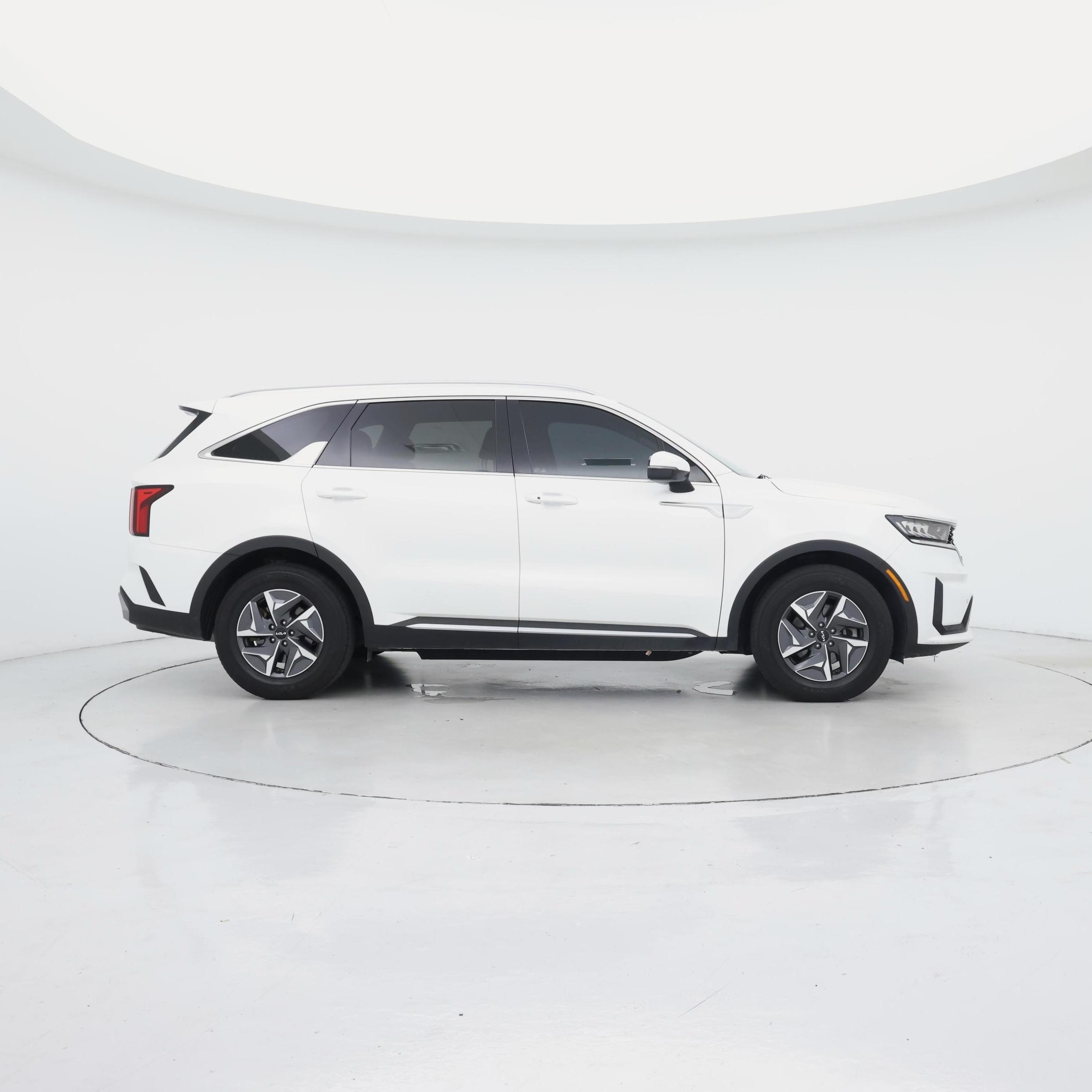 Thumbnail: 2022 Kia Sorento - 7