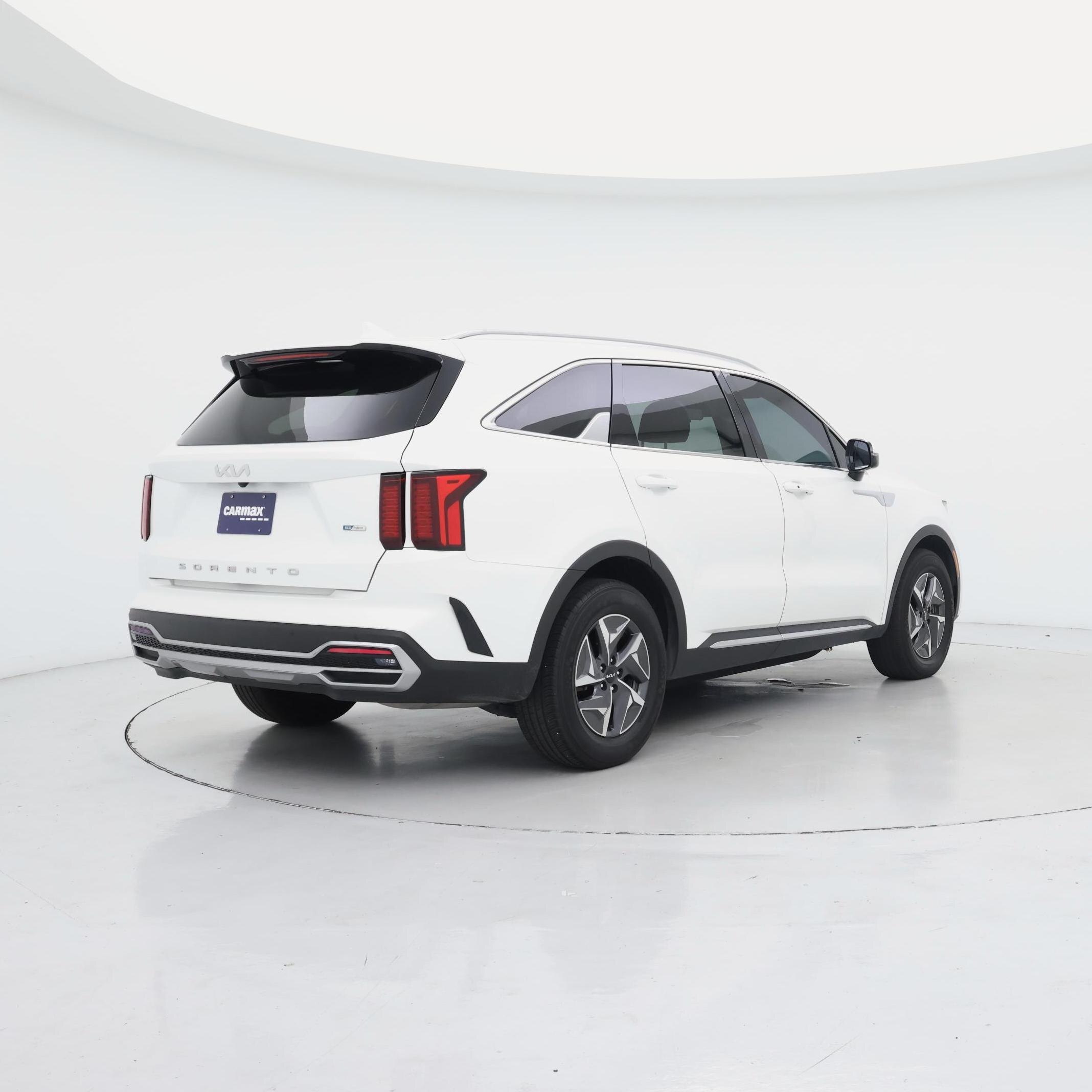 Thumbnail: 2022 Kia Sorento - 8
