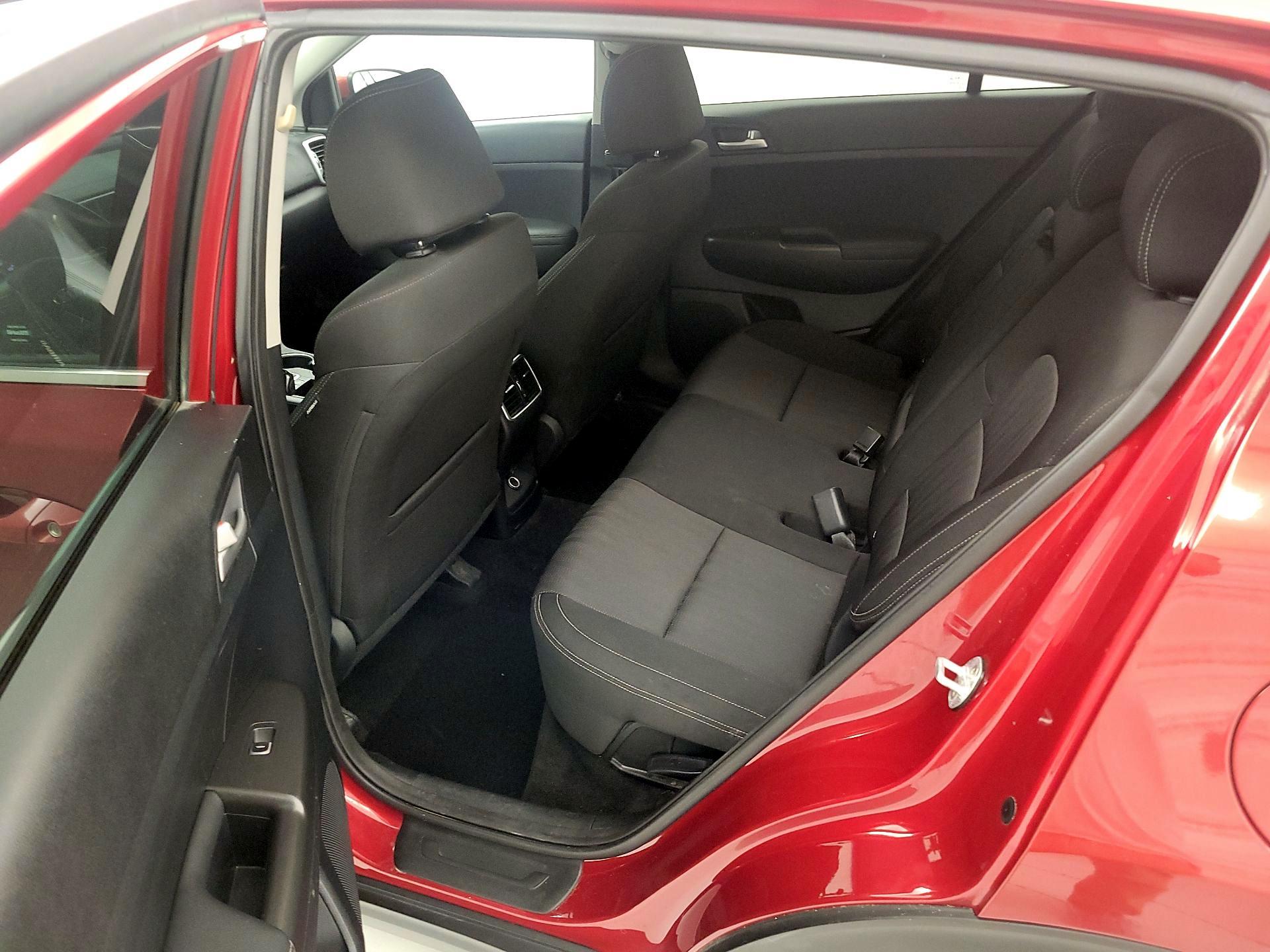 Thumbnail: 2019 Kia Sportage - 19