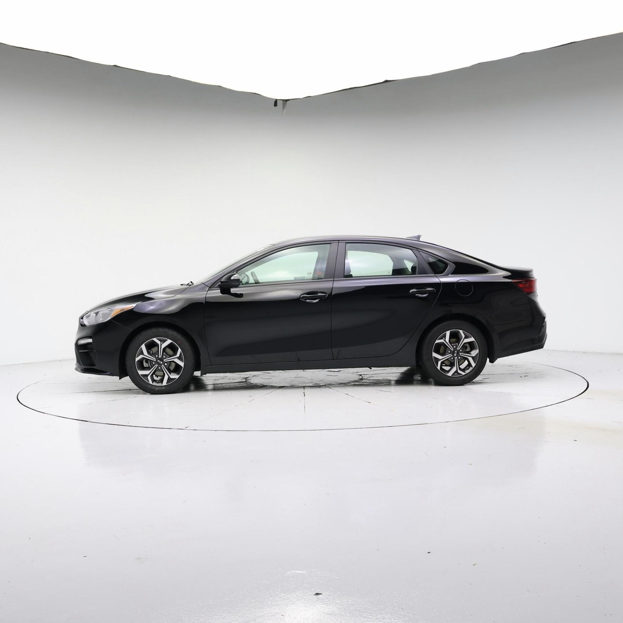 Thumbnail: 2019 Kia Forte - 3