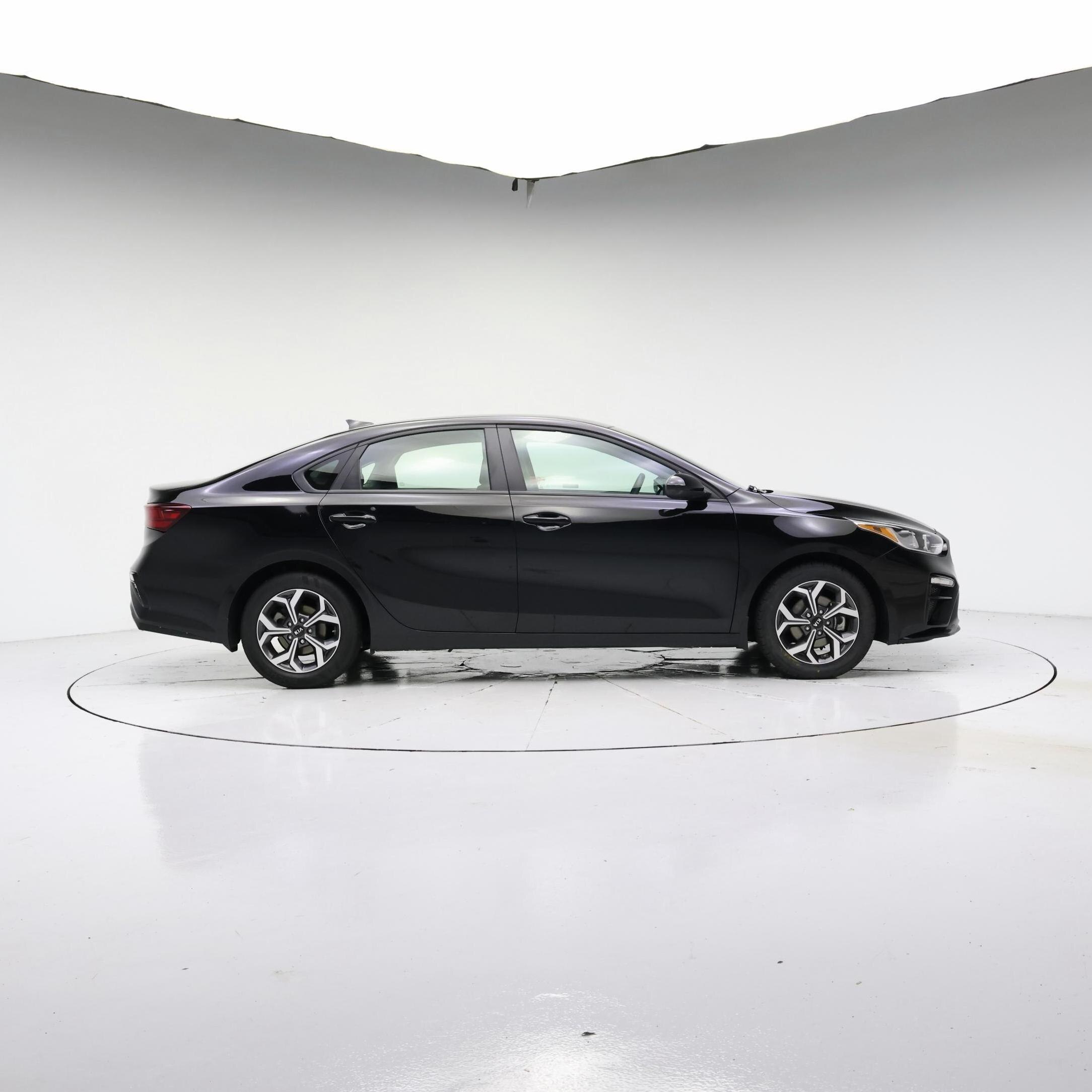 Thumbnail: 2019 Kia Forte - 7