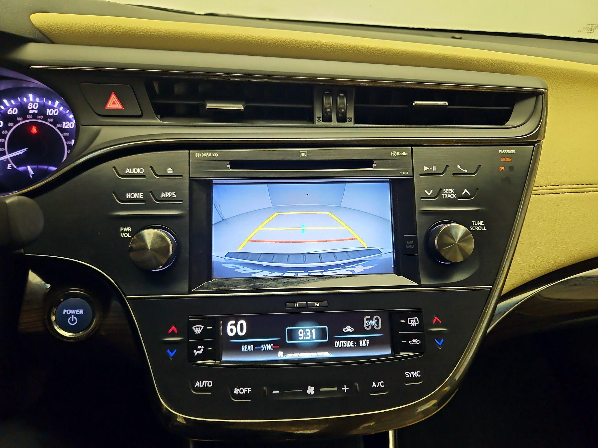 Thumbnail: 2015 Toyota Avalon - 13