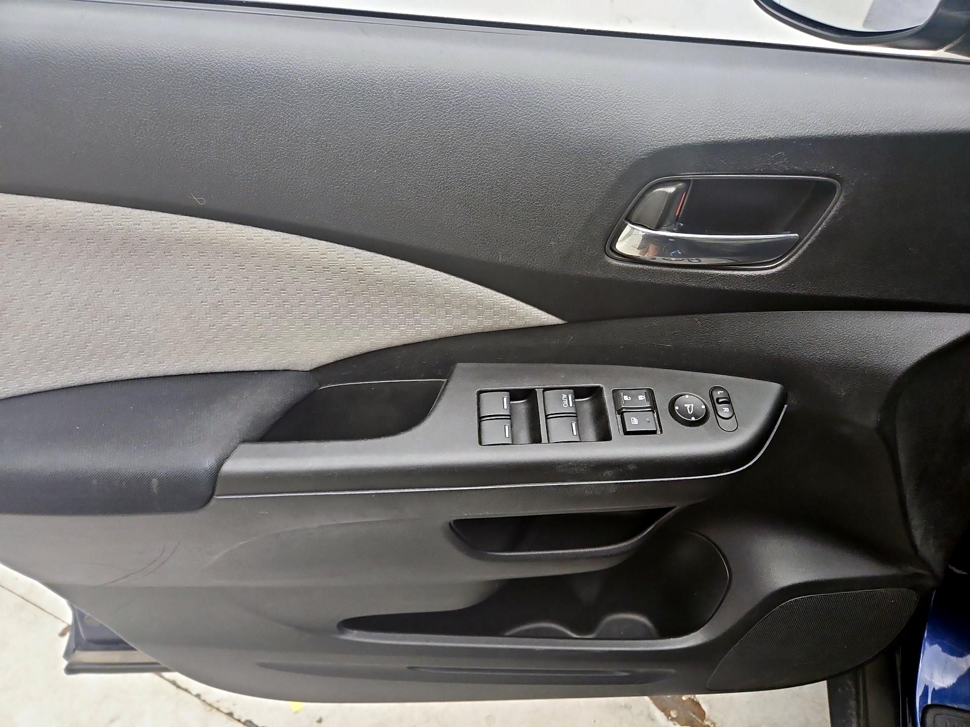 Thumbnail: 2015 Honda CR-V - 12