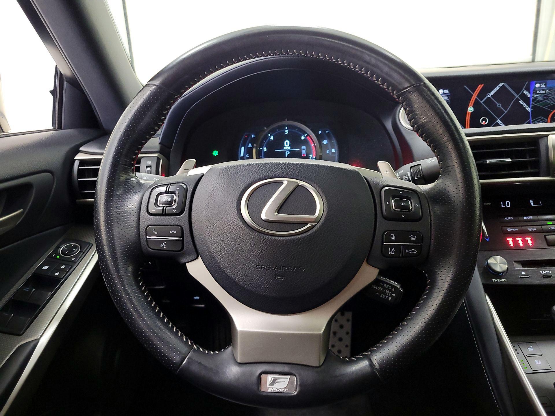 Thumbnail: 2017 Lexus IS - 10