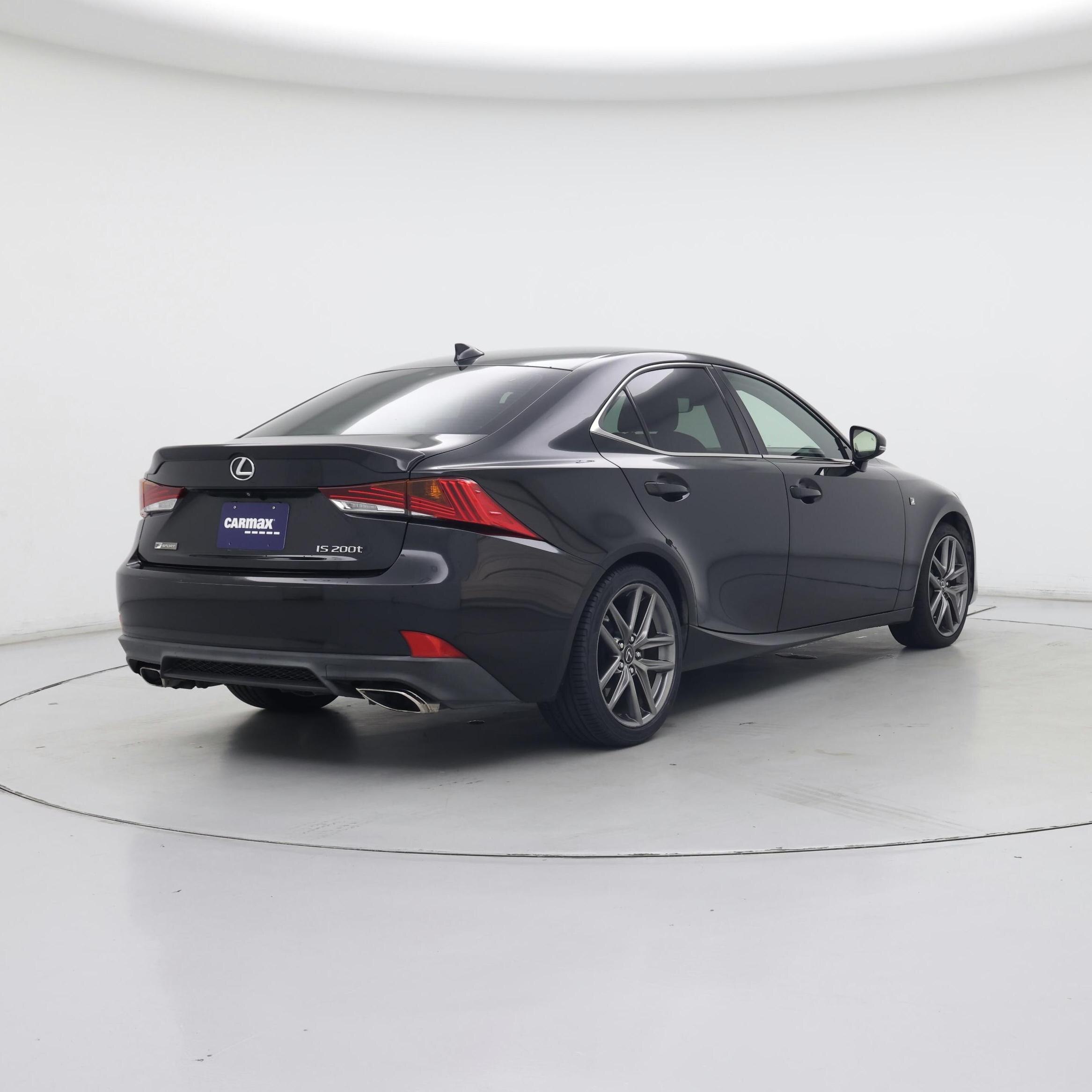 Thumbnail: 2017 Lexus IS - 8