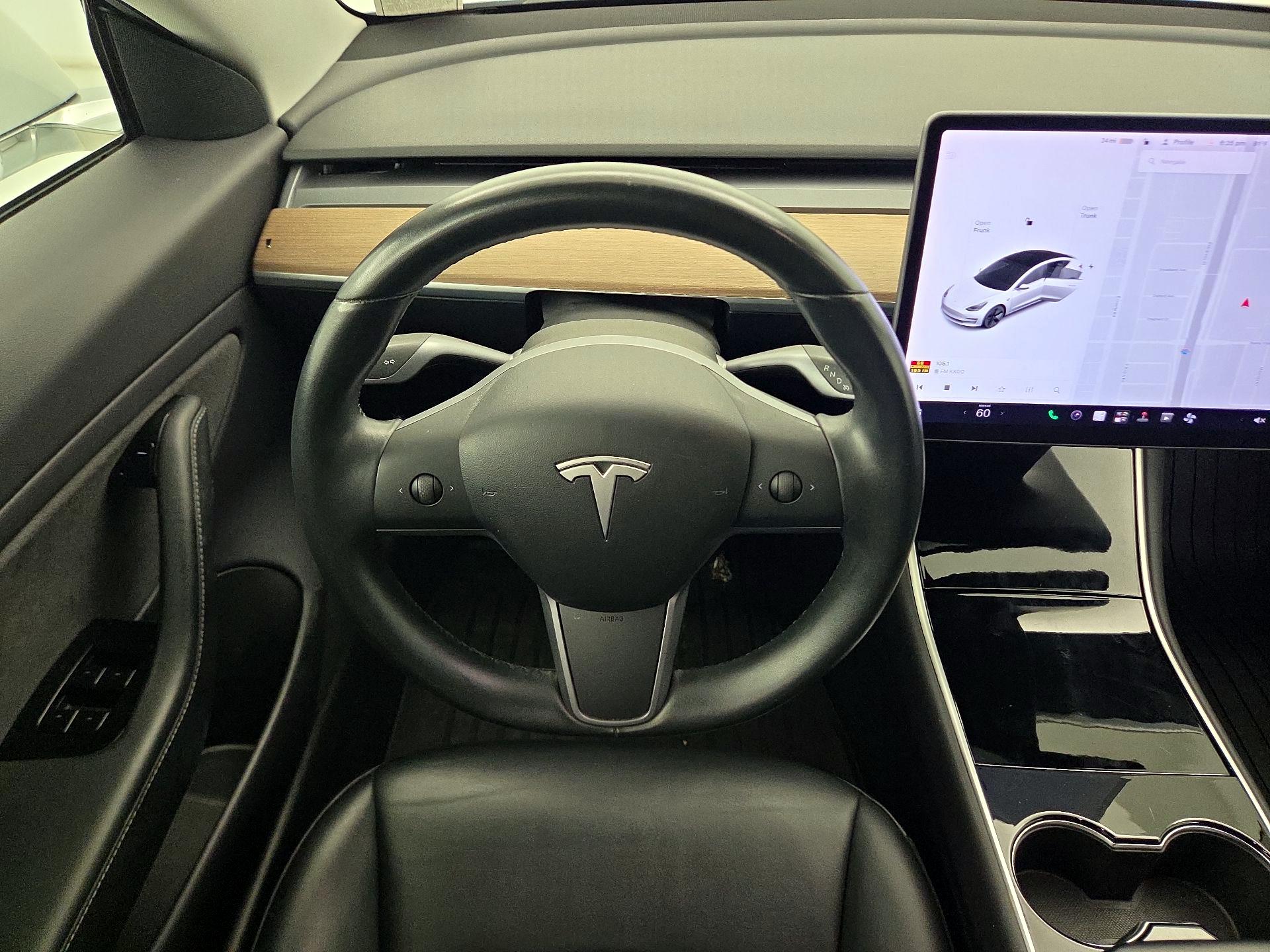 Thumbnail: 2019 Tesla Model 3 - 10