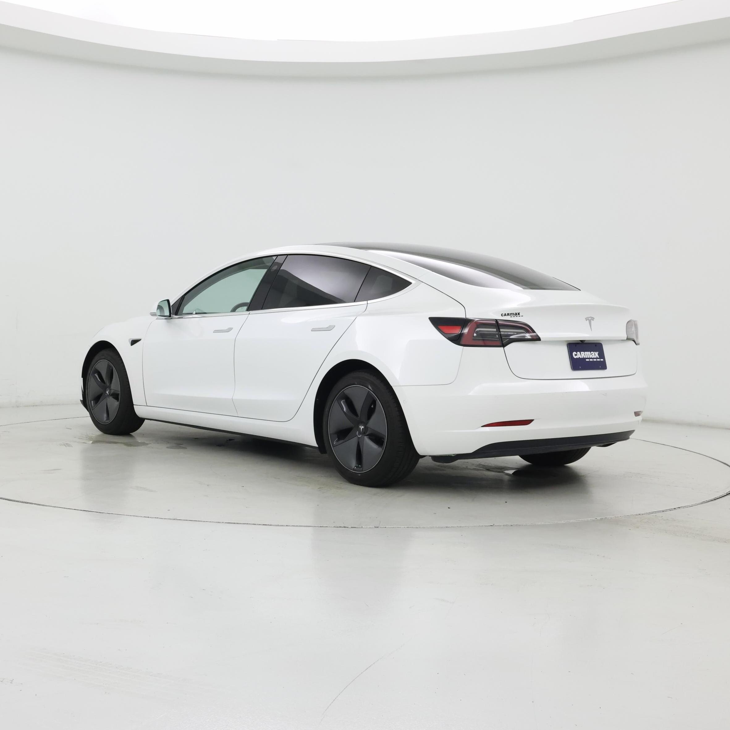 Thumbnail: 2019 Tesla Model 3 - 2