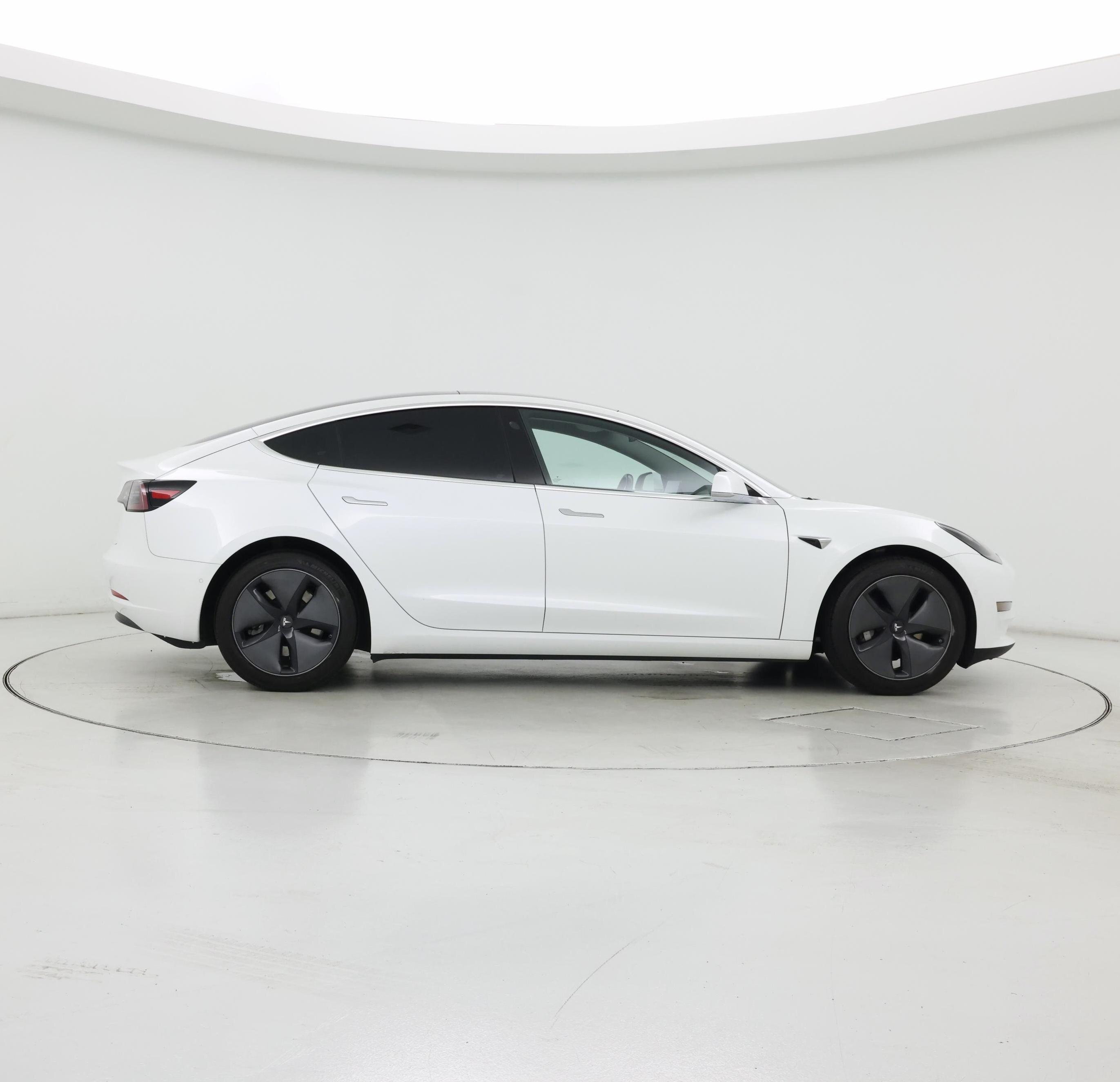 Thumbnail: 2019 Tesla Model 3 - 7
