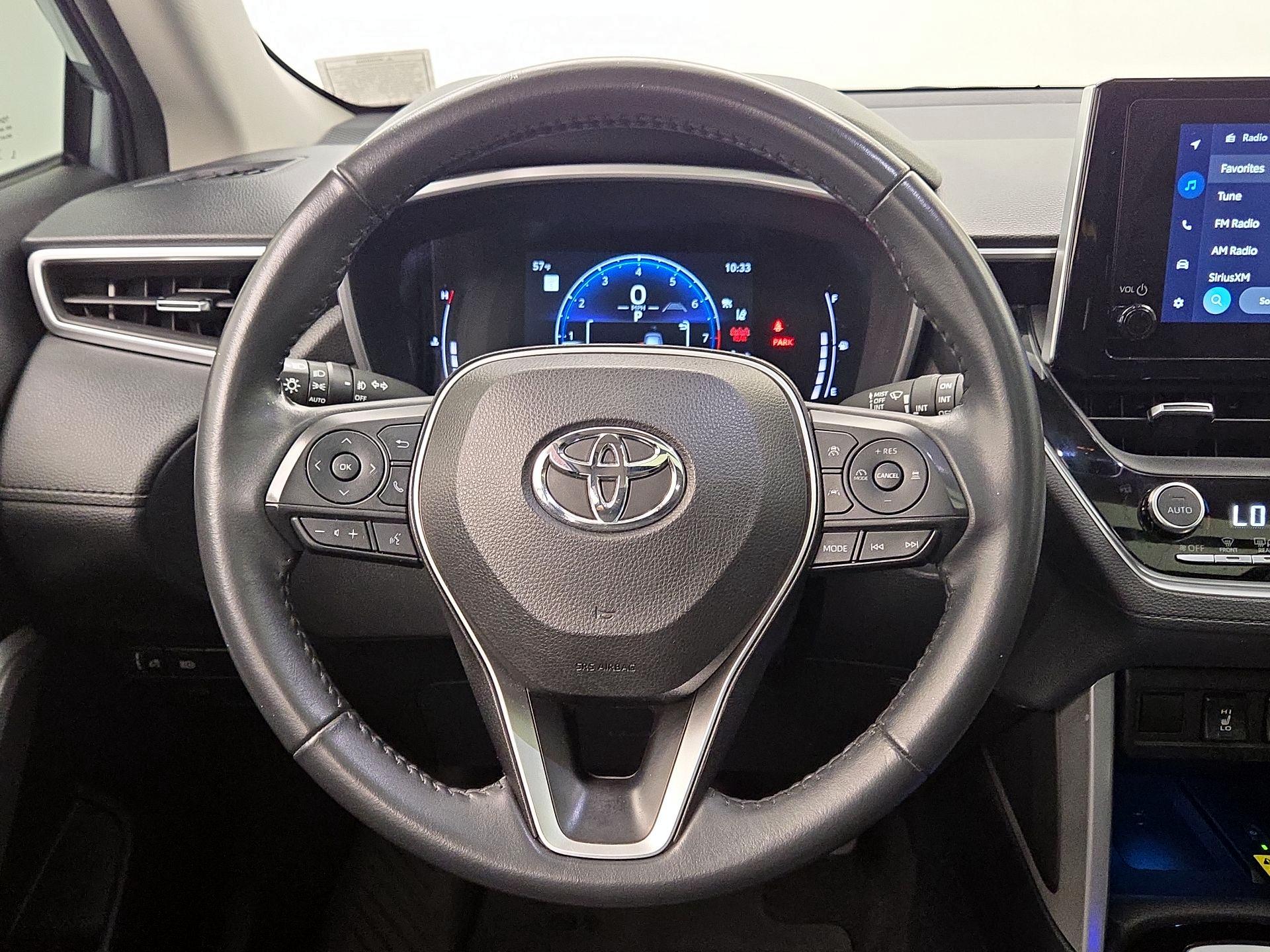 Thumbnail: 2023 Toyota Corolla Cross - 10