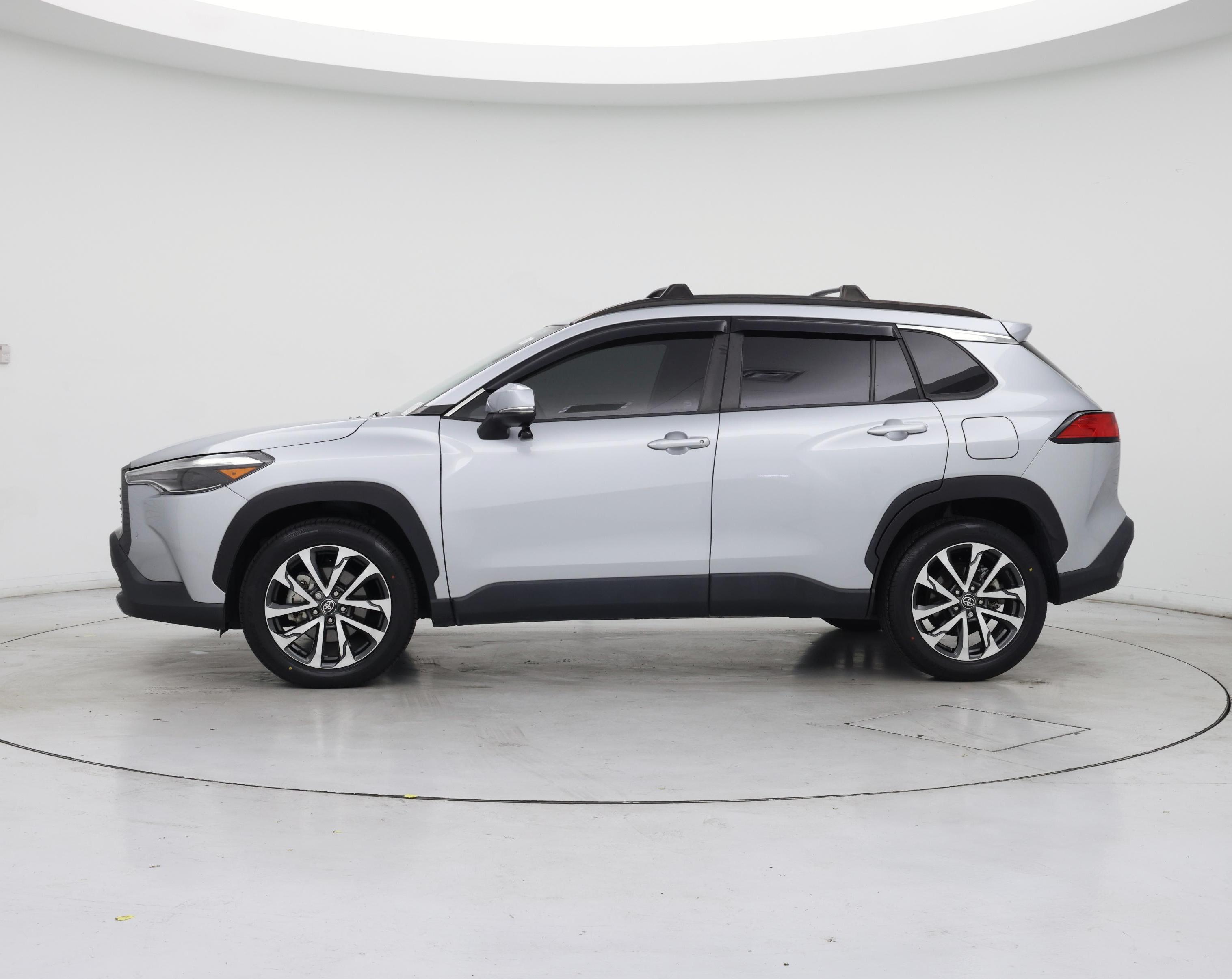 Thumbnail: 2023 Toyota Corolla Cross - 3
