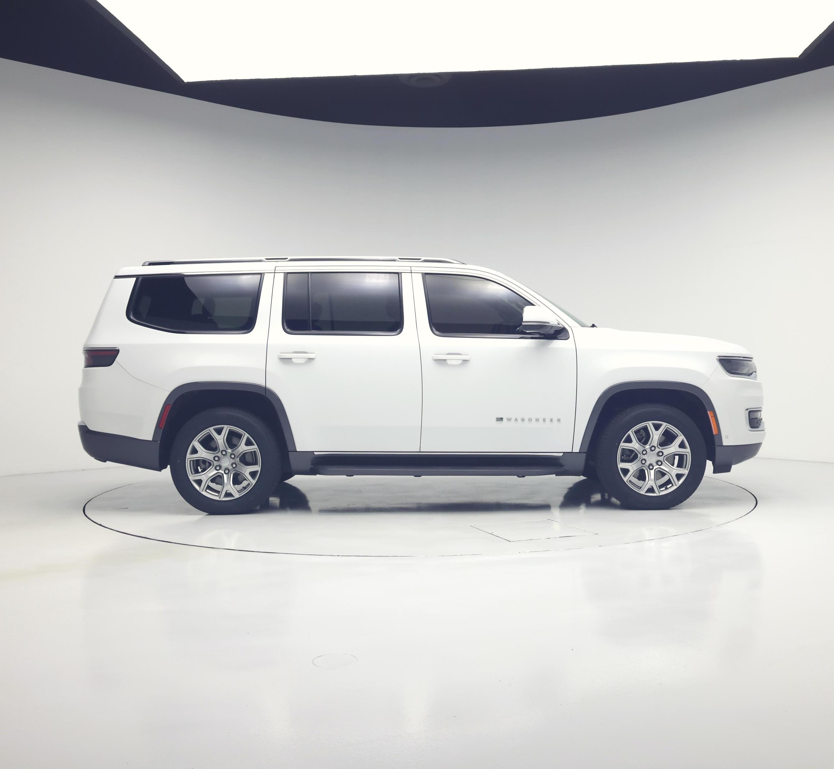 Thumbnail: 2022 Jeep Wagoneer - 7