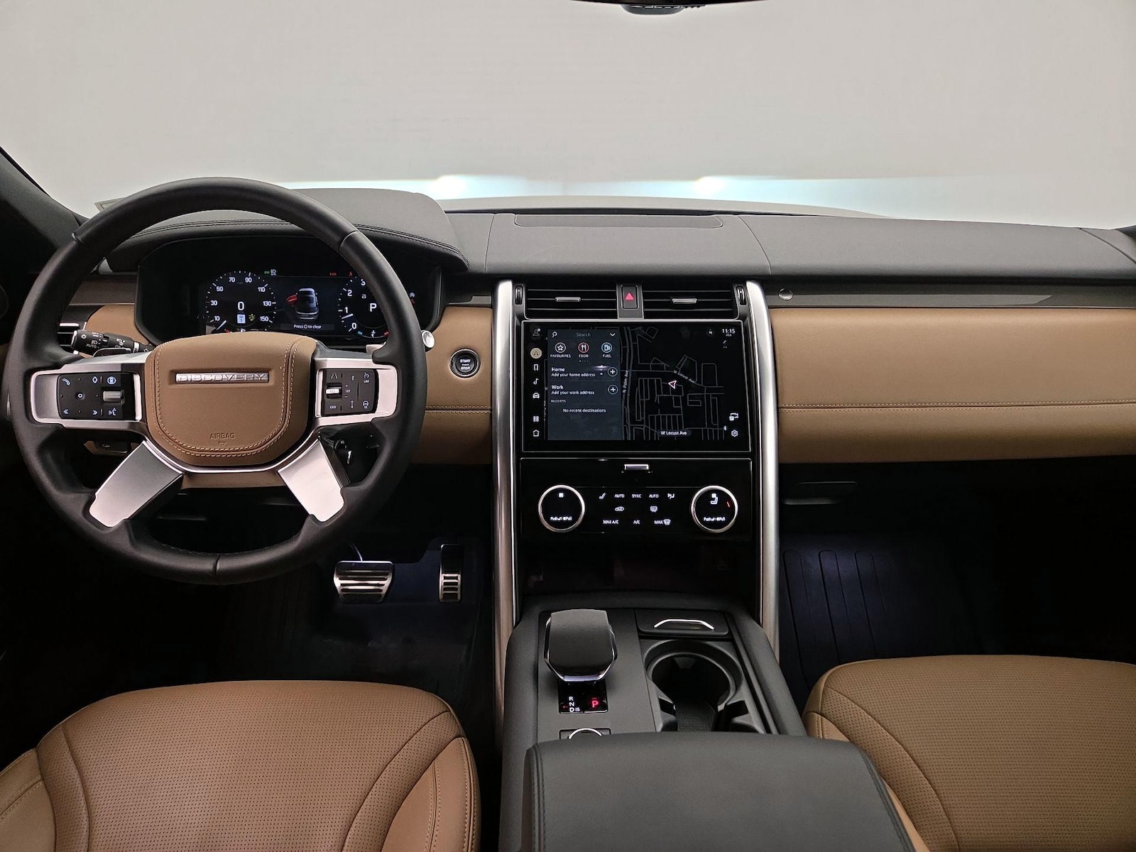 2024 Land Rover Discovery Metropolitan Edition - Photo 10