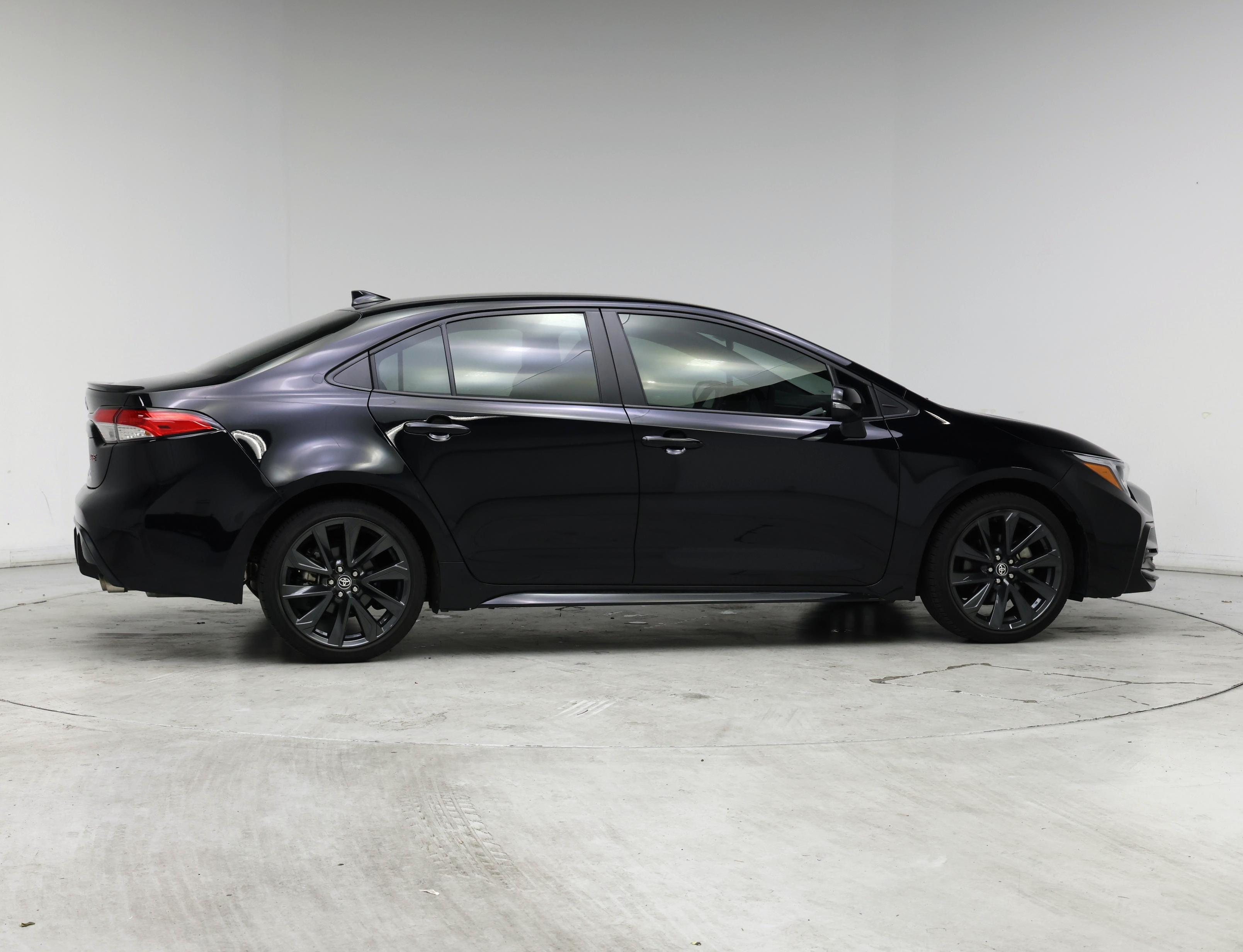 Thumbnail: 2023 Toyota Corolla - 7