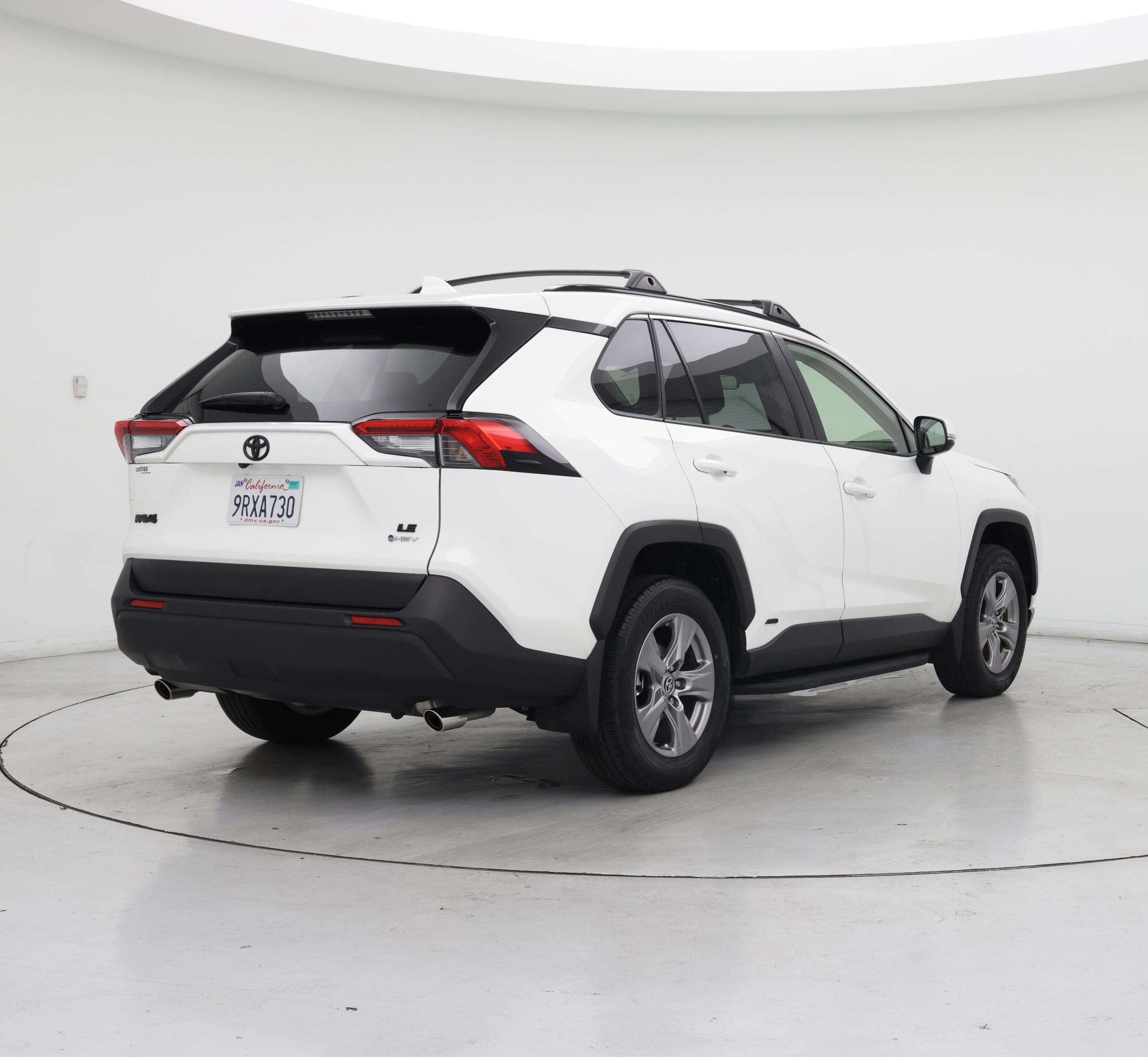Thumbnail: 2025 Toyota RAV4 - 8