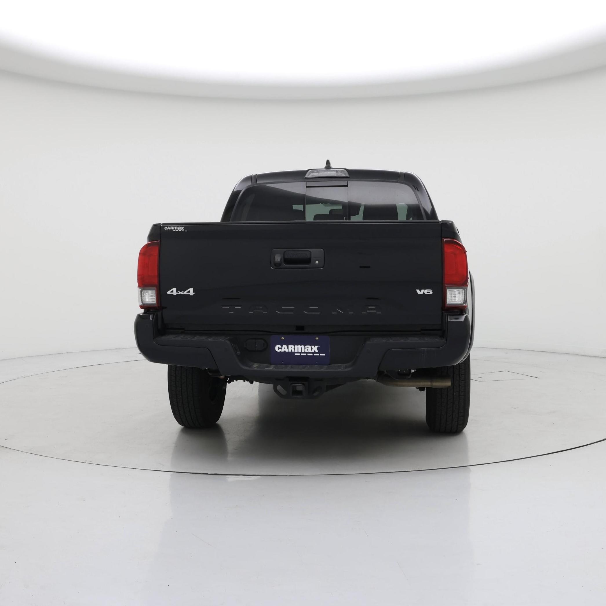 Thumbnail: 2022 Toyota Tacoma - 8