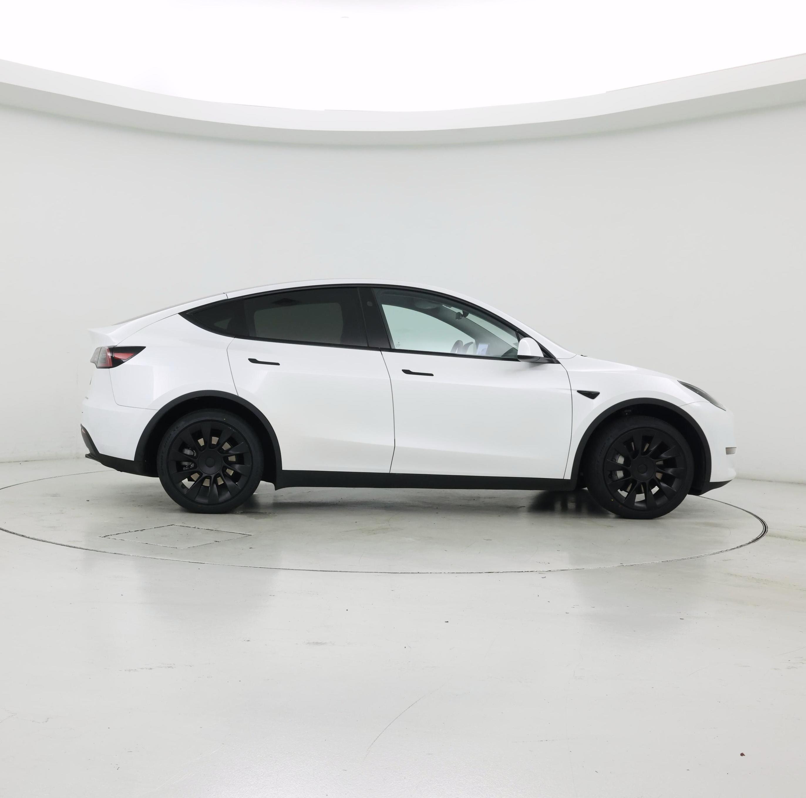 Thumbnail: 2023 Tesla Model Y - 7