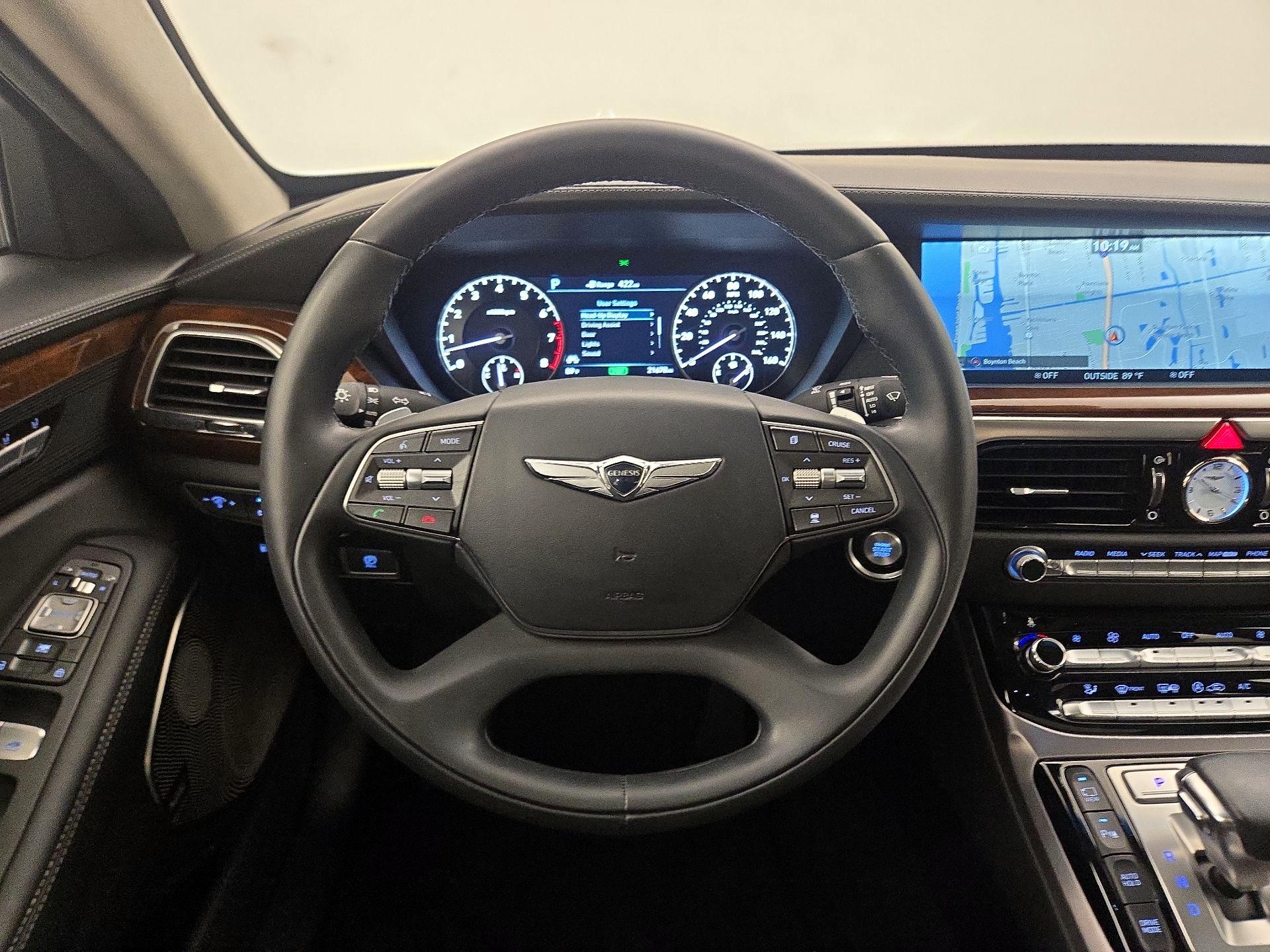 Thumbnail: 2019 Genesis G90 - 10