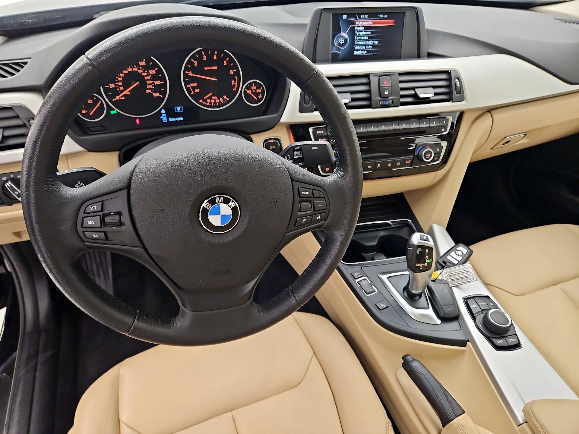 Thumbnail: 2017 BMW 3 Series - 9