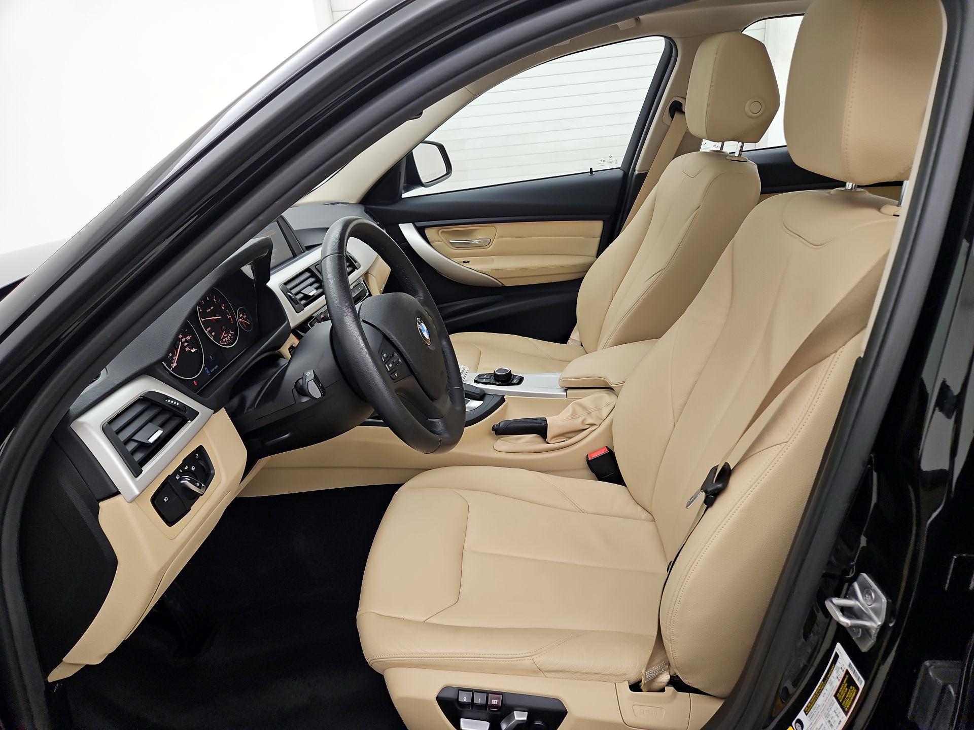 Thumbnail: 2017 BMW 3 Series - 11