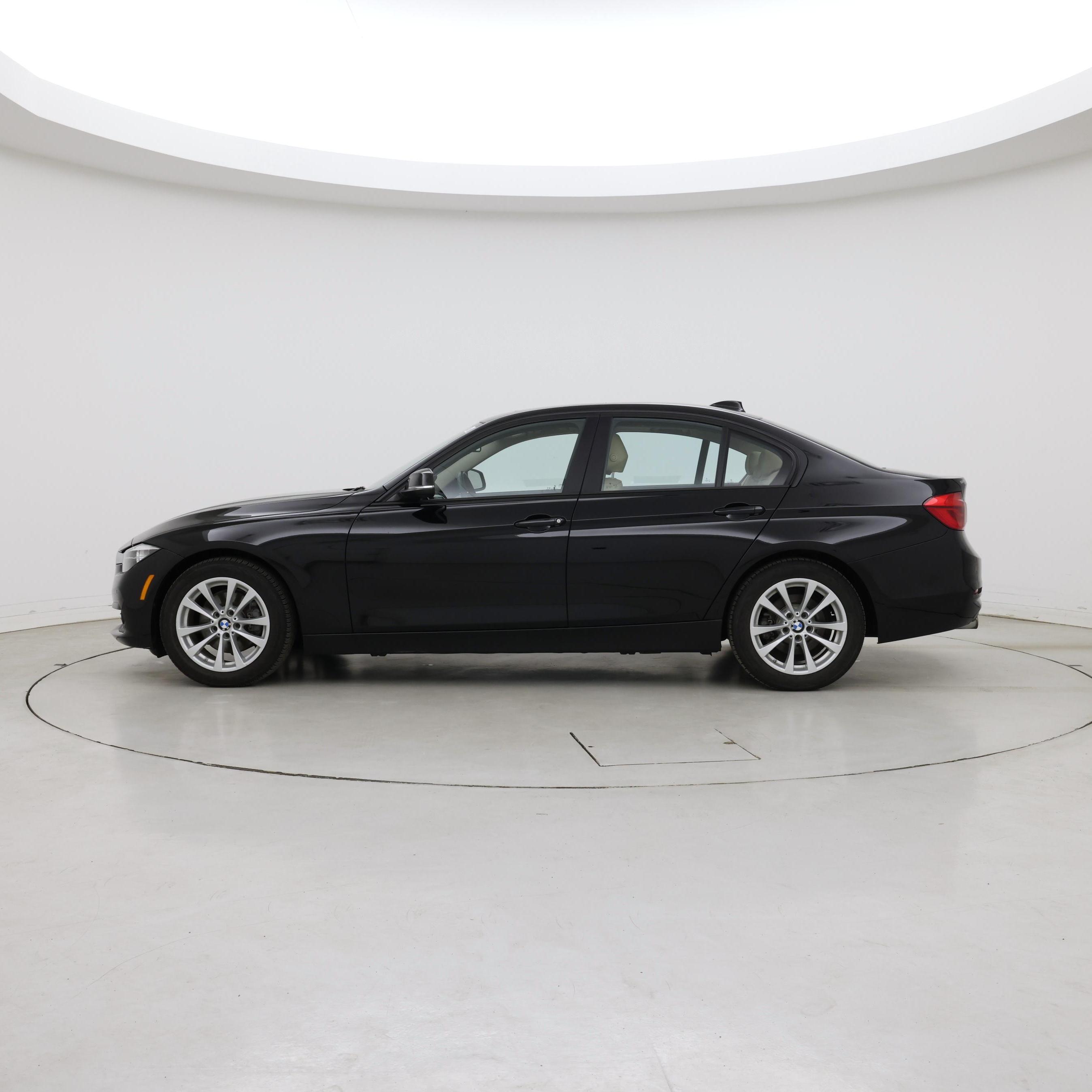 Thumbnail: 2017 BMW 3 Series - 3