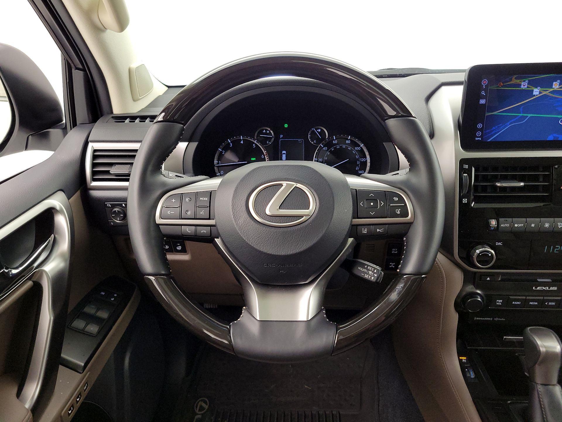 Thumbnail: 2022 Lexus GX - 10