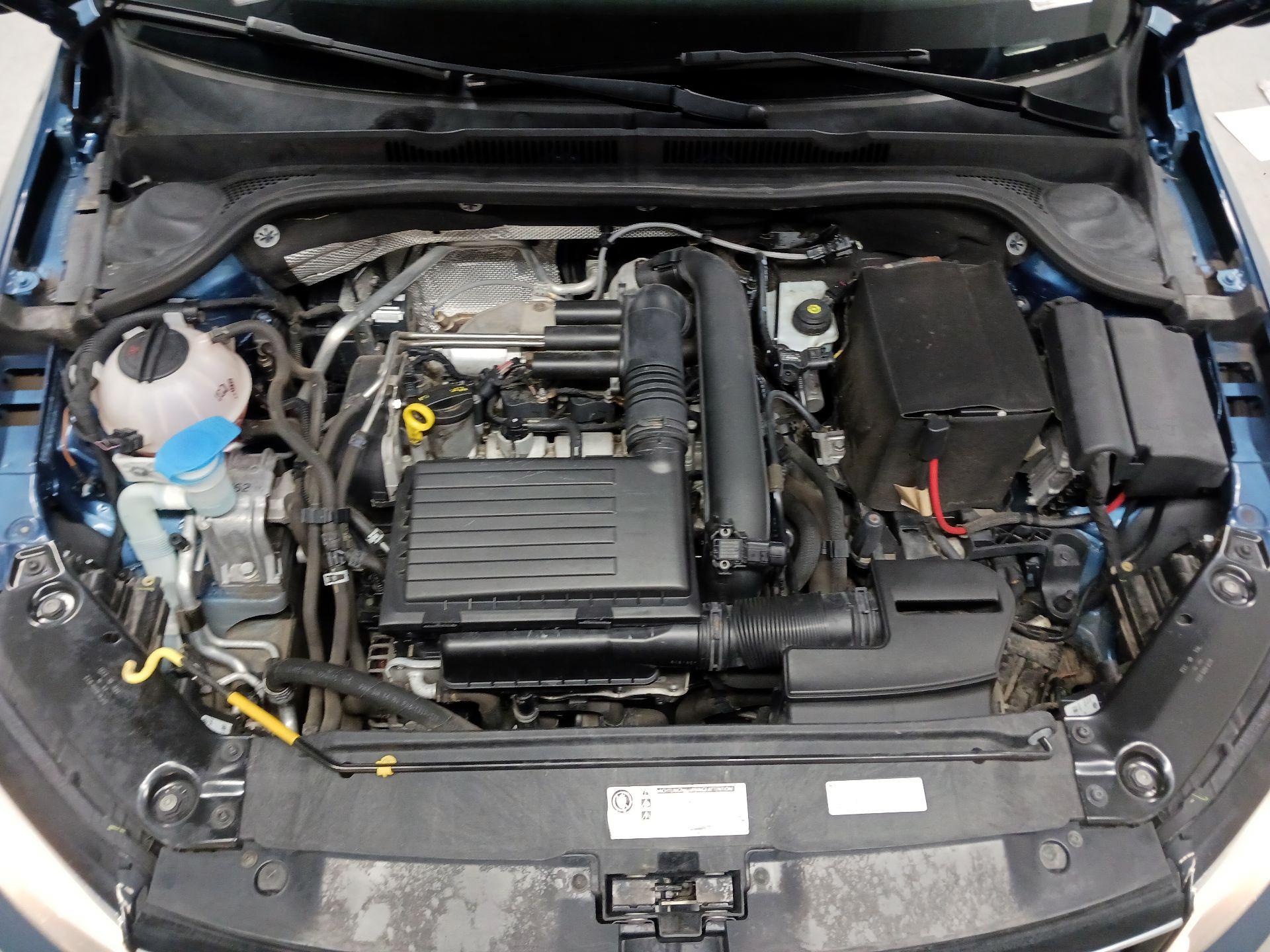 Thumbnail: 2016 Volkswagen Jetta - 17