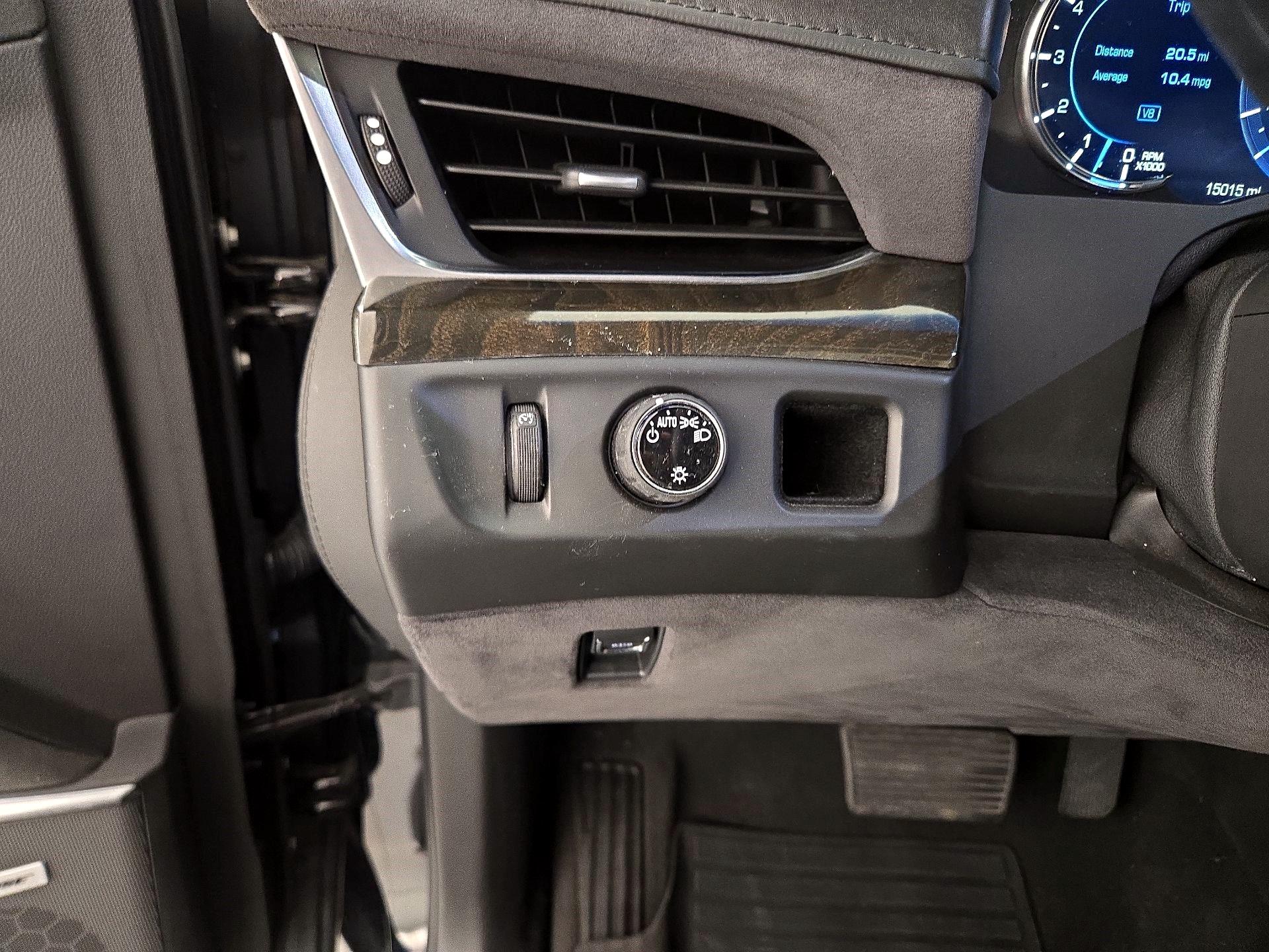 Thumbnail: 2019 Cadillac Escalade - 13