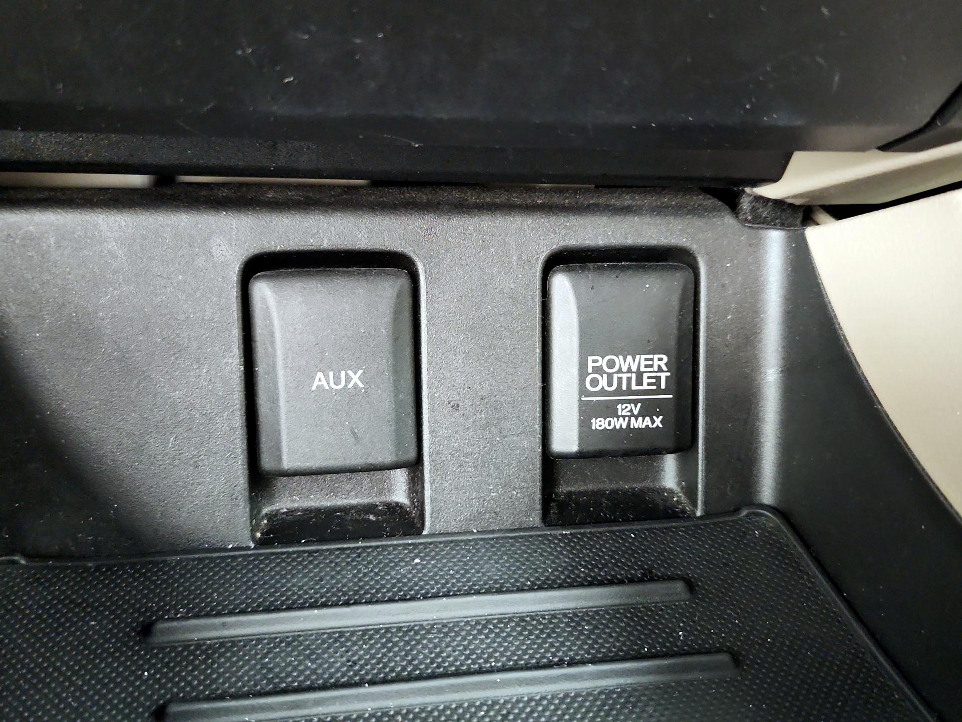 Thumbnail: 2014 Honda Civic - 18