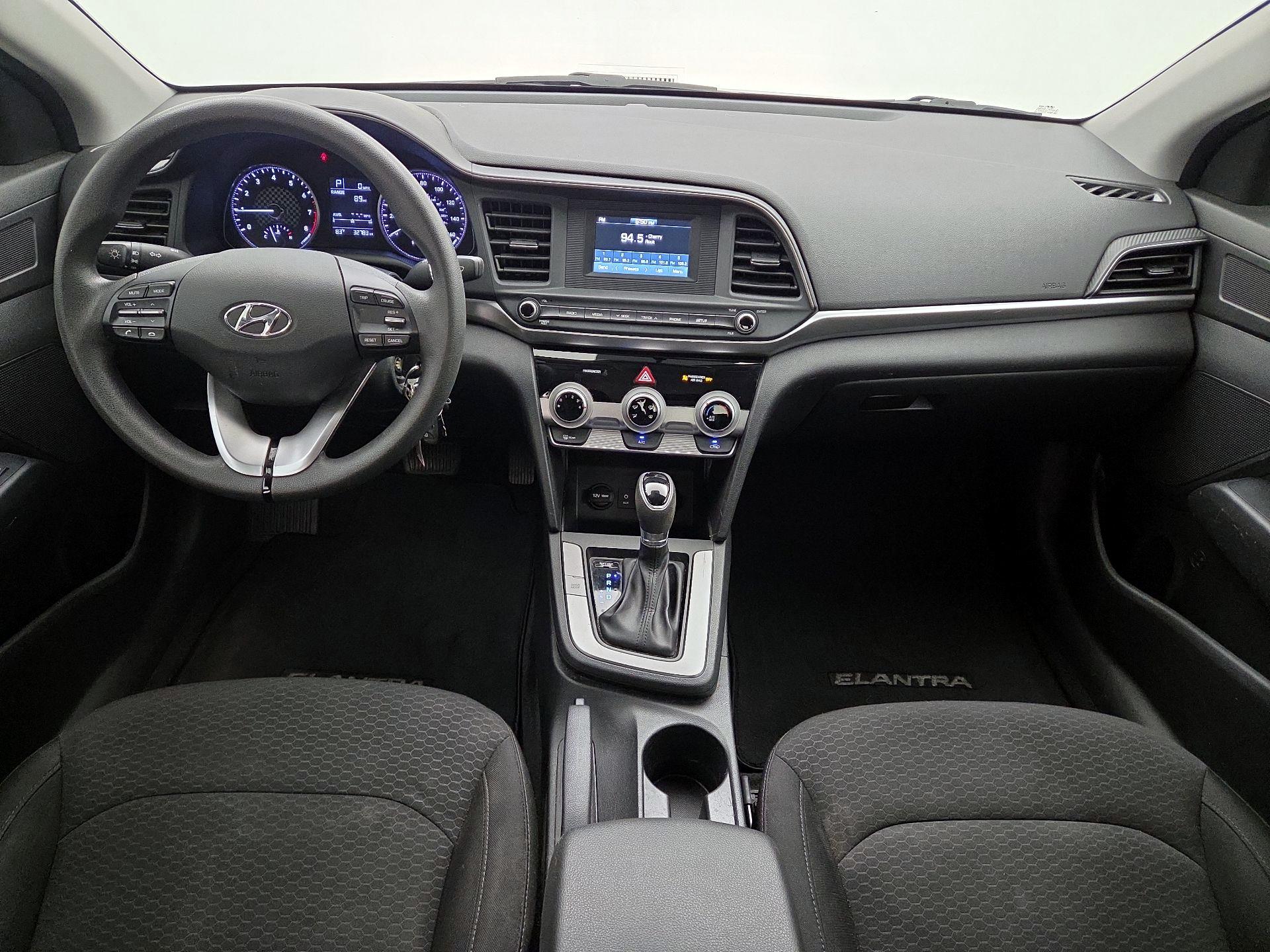 Thumbnail: 2019 Hyundai Elantra - 9