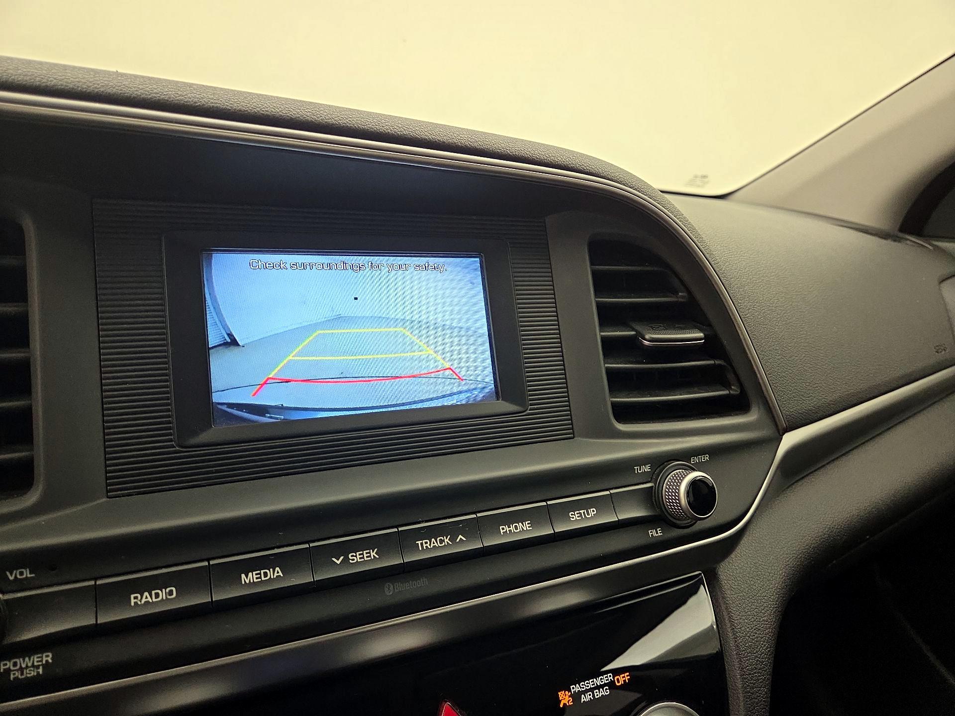 Thumbnail: 2019 Hyundai Elantra - 13