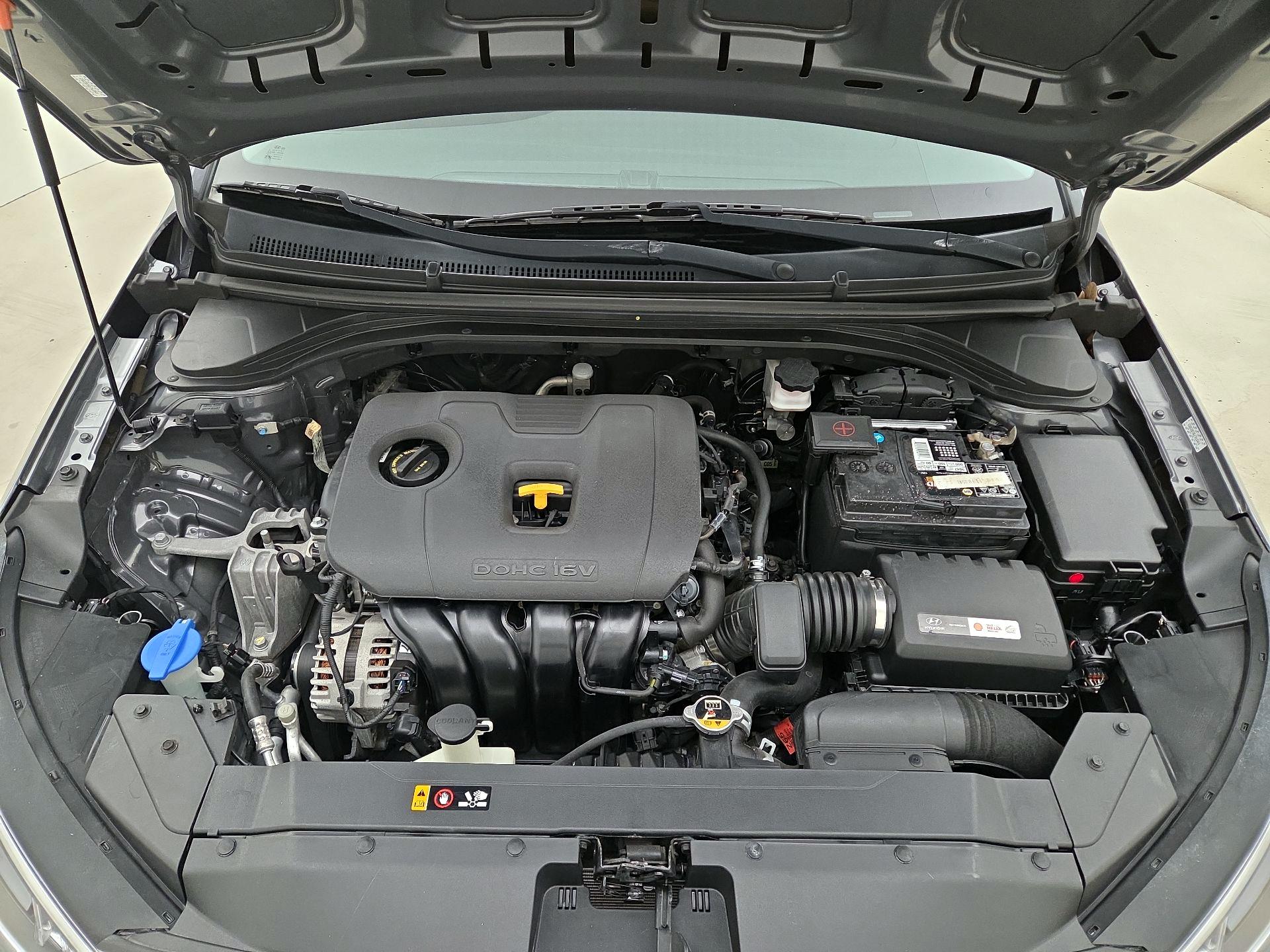 Thumbnail: 2019 Hyundai Elantra - 20