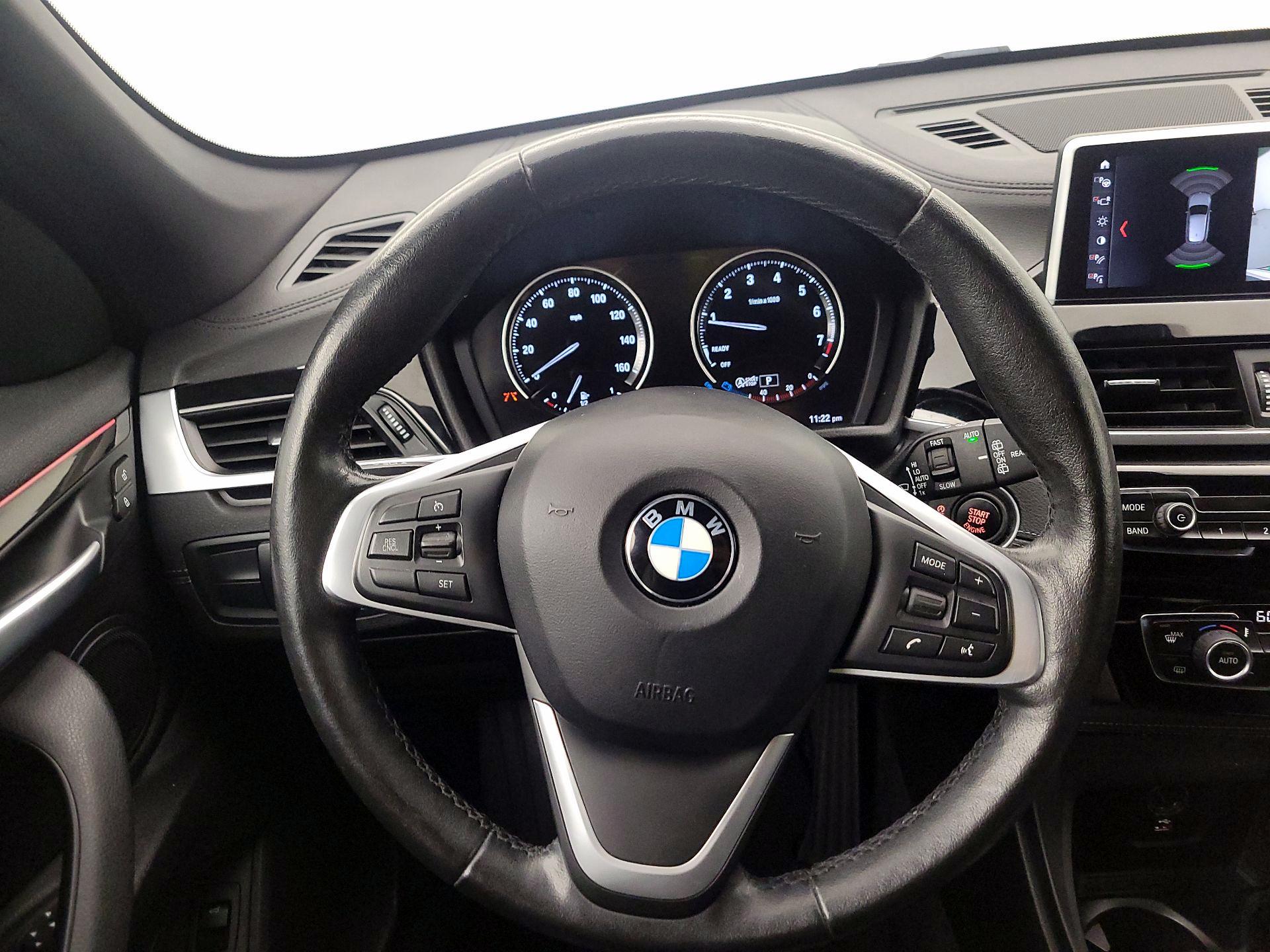 Thumbnail: 2020 BMW X1 - 10