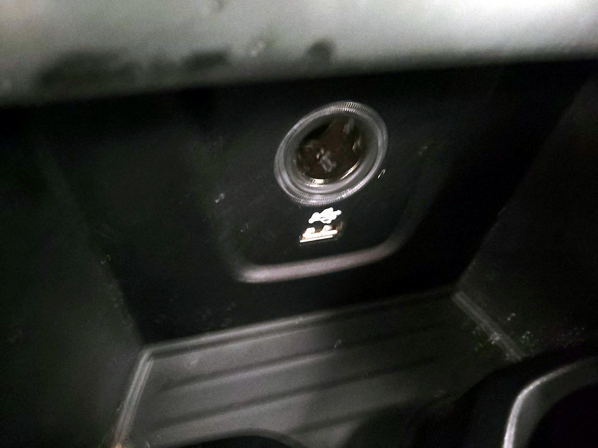 Thumbnail: 2020 BMW X1 - 18