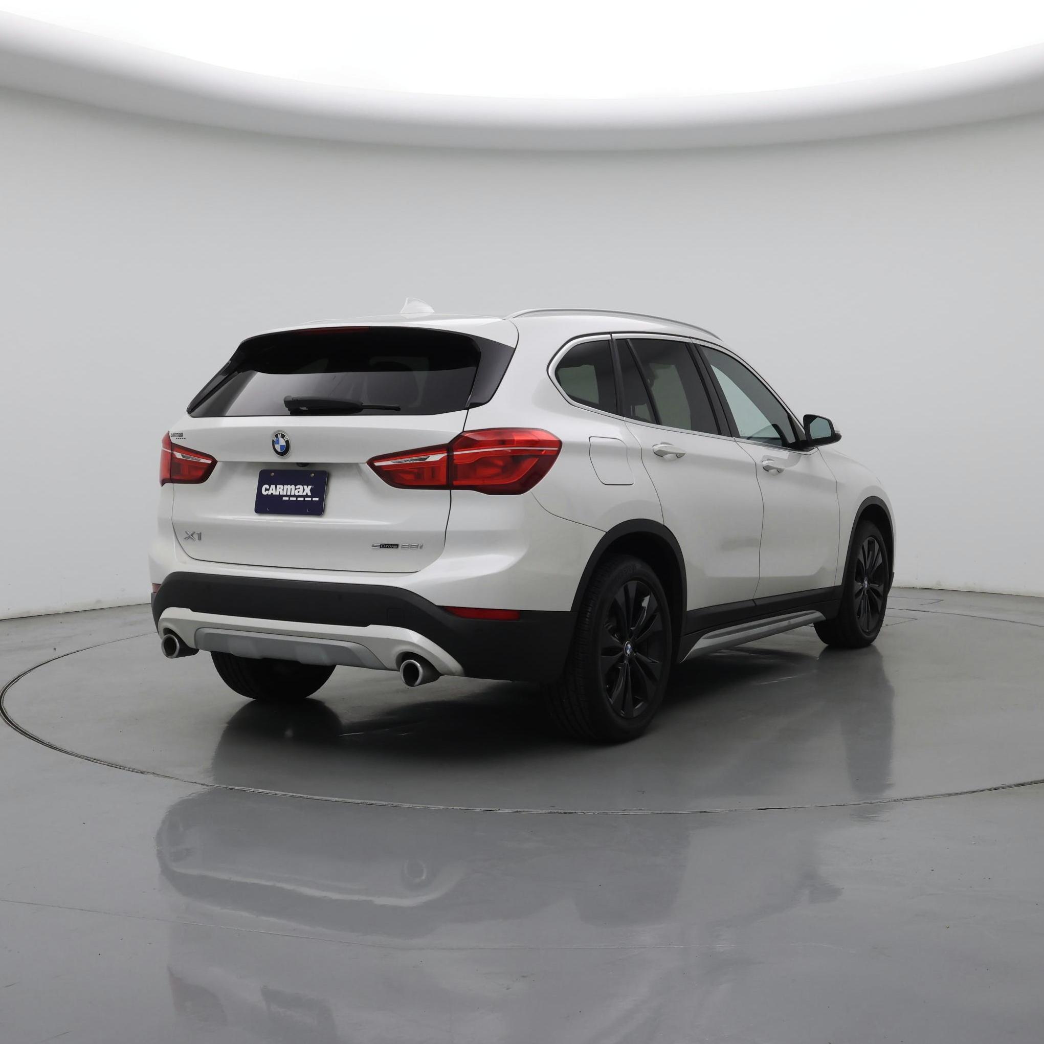 Thumbnail: 2020 BMW X1 - 8