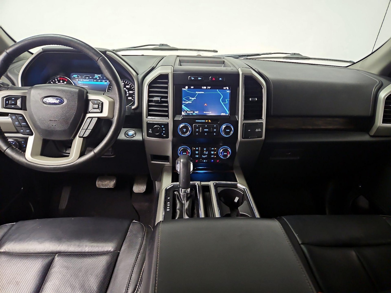 2019 Ford F-150 Lariat - Photo 10