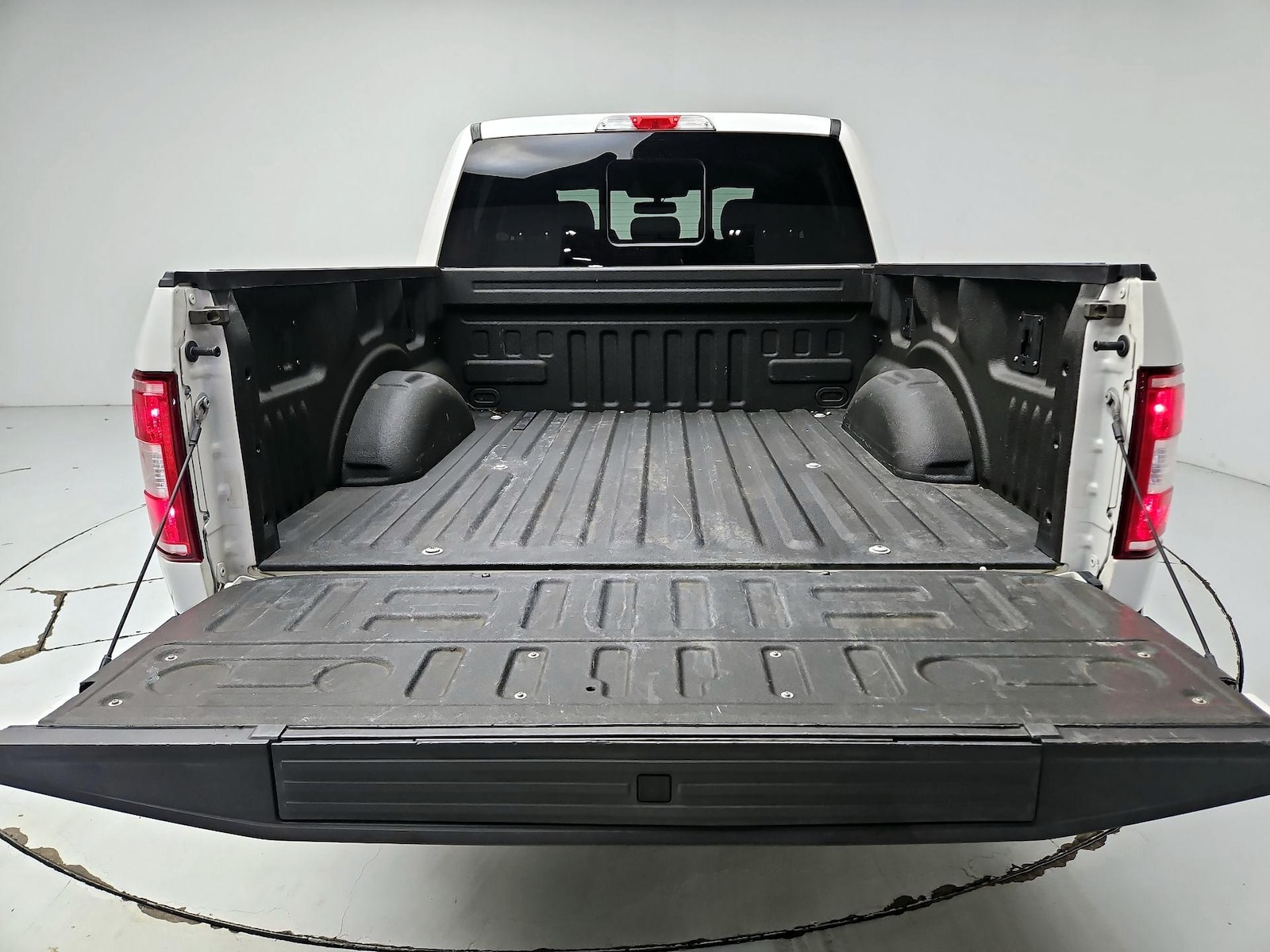 2019 Ford F-150 Lariat - Photo 22