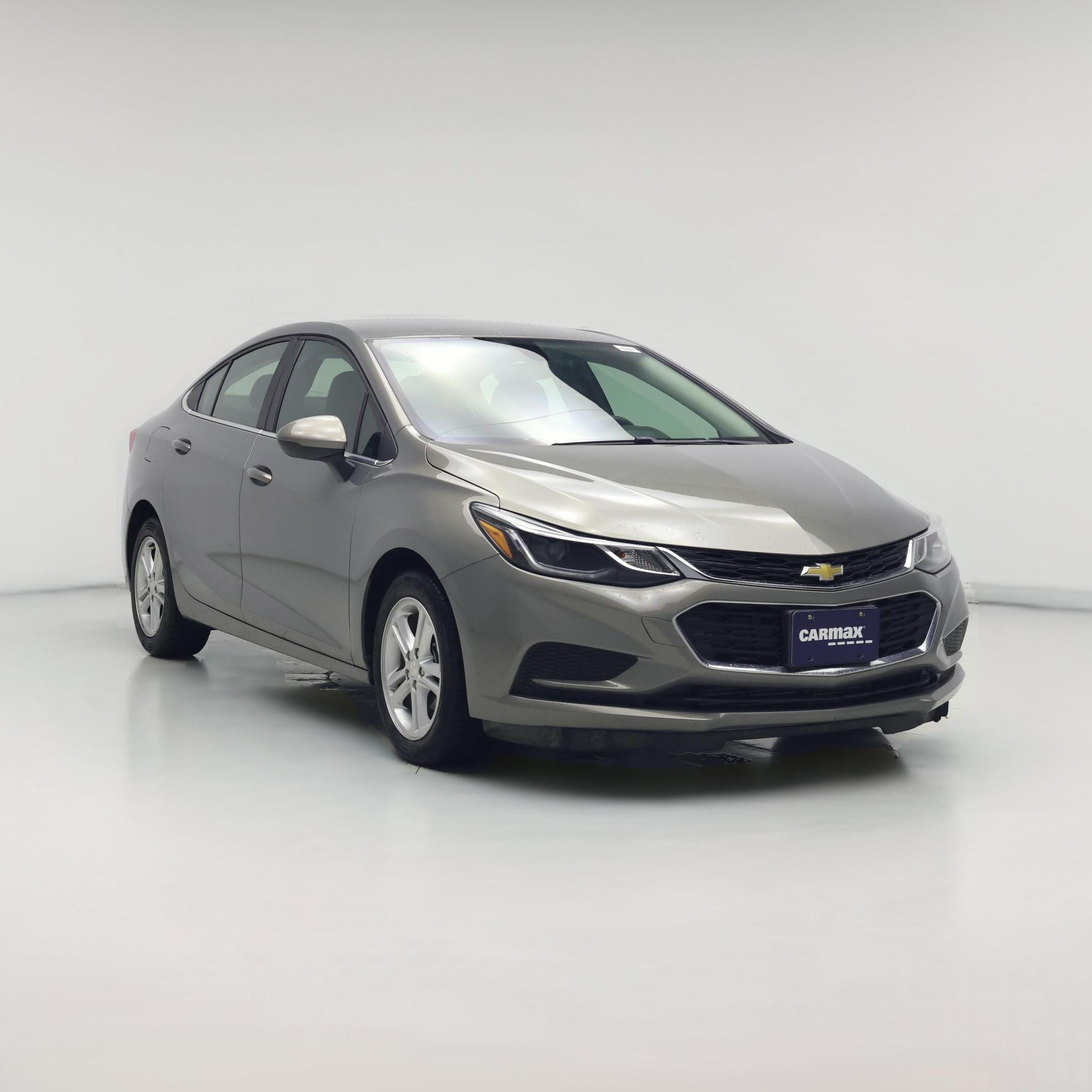 Thumbnail: 2018 Chevrolet Cruze - 1