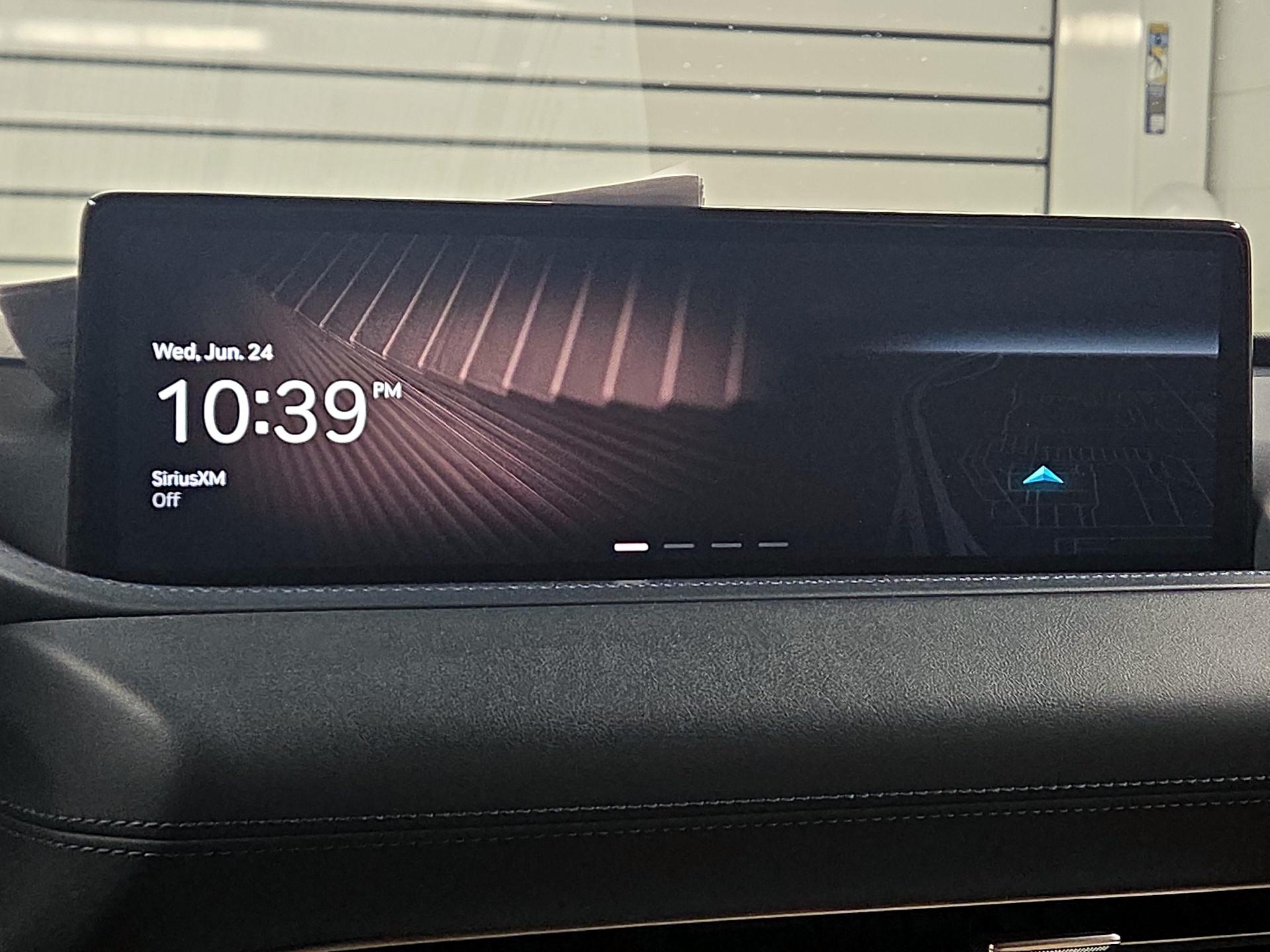 Thumbnail: 2021 Genesis GV80 - 14