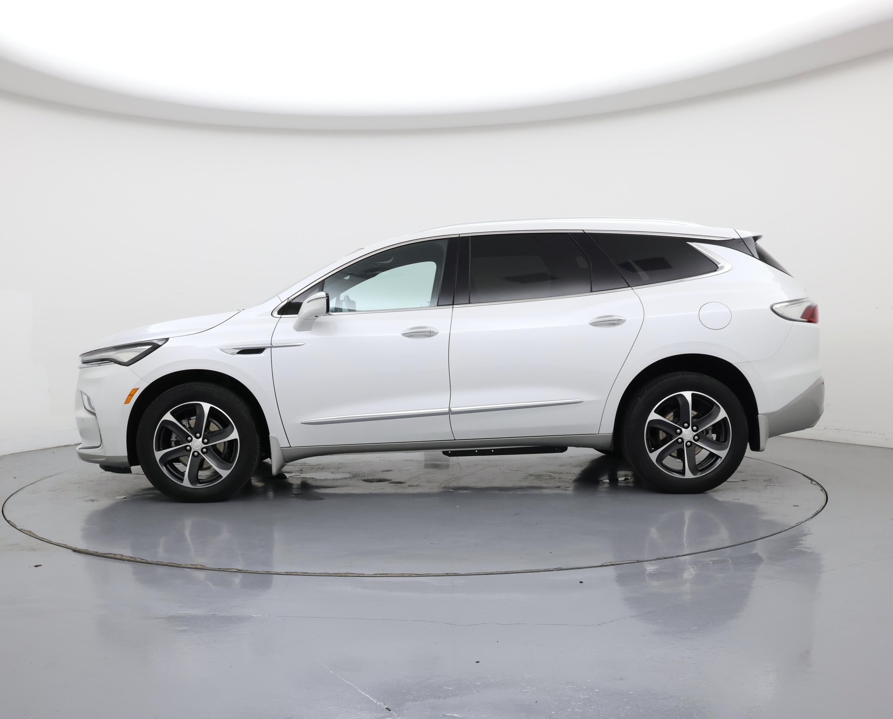 Thumbnail: 2023 Buick Enclave - 3