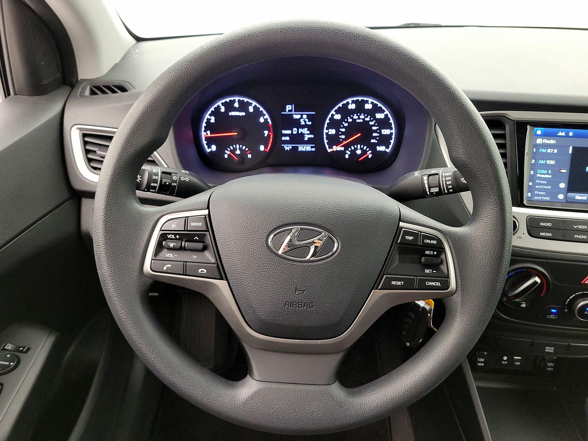 Thumbnail: 2022 Hyundai Accent - 10