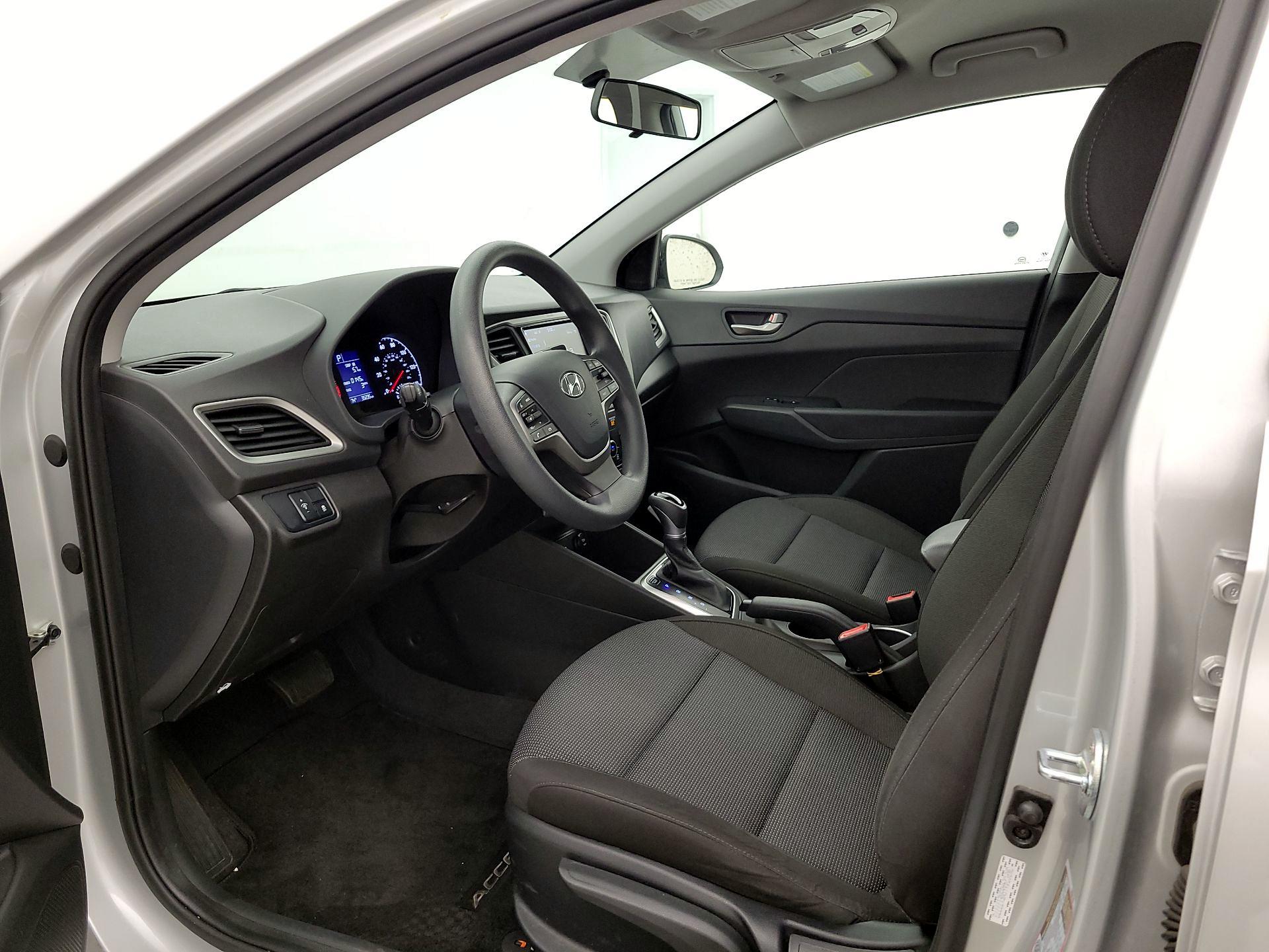 Thumbnail: 2022 Hyundai Accent - 11