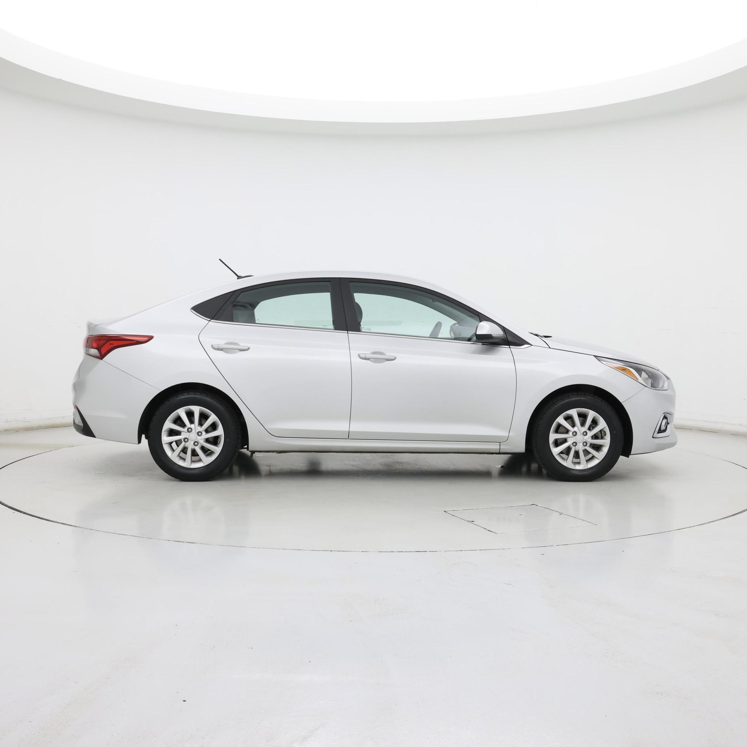 Thumbnail: 2022 Hyundai Accent - 7