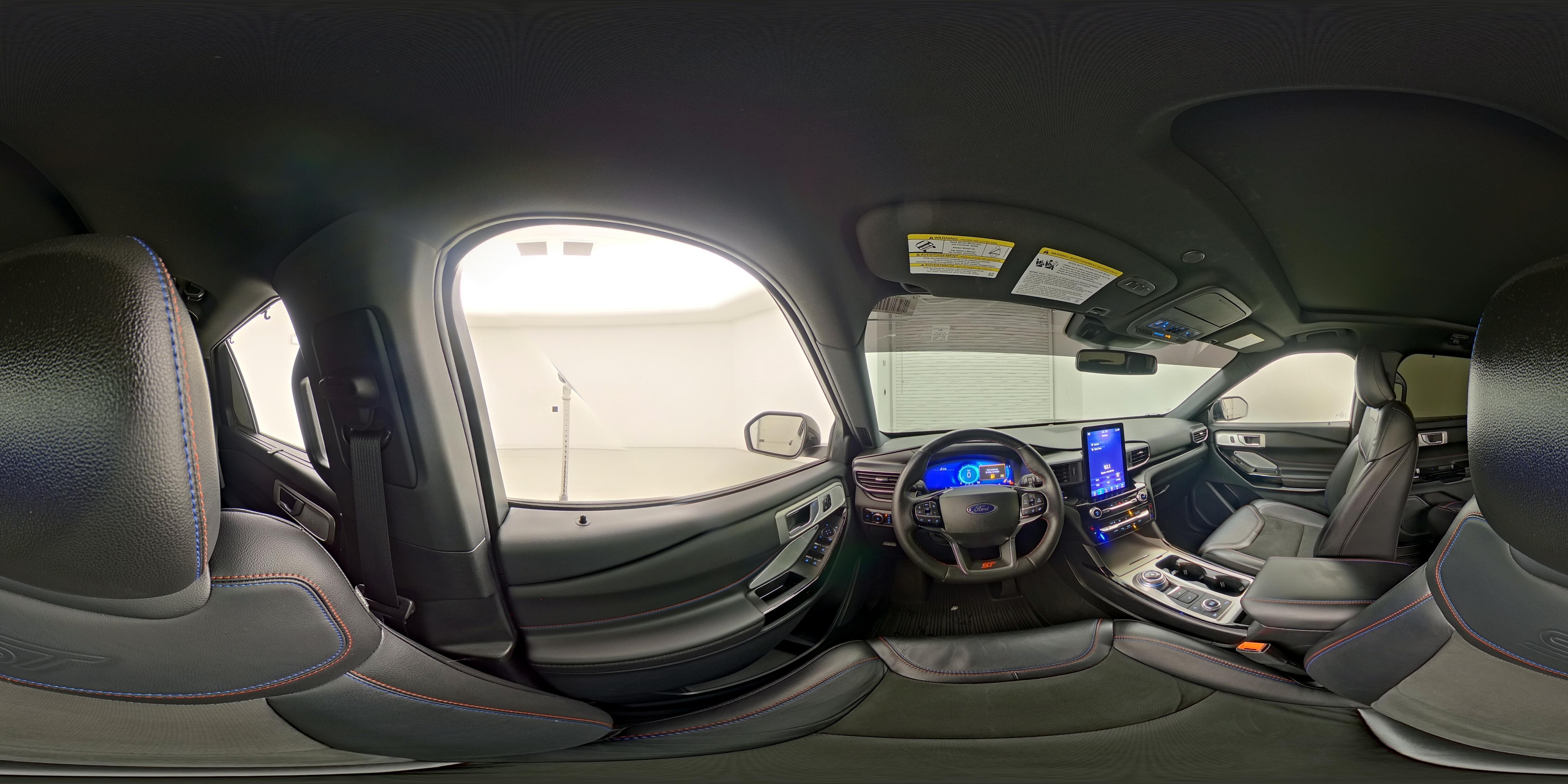 2023 Ford Explorer ST - Photo 30