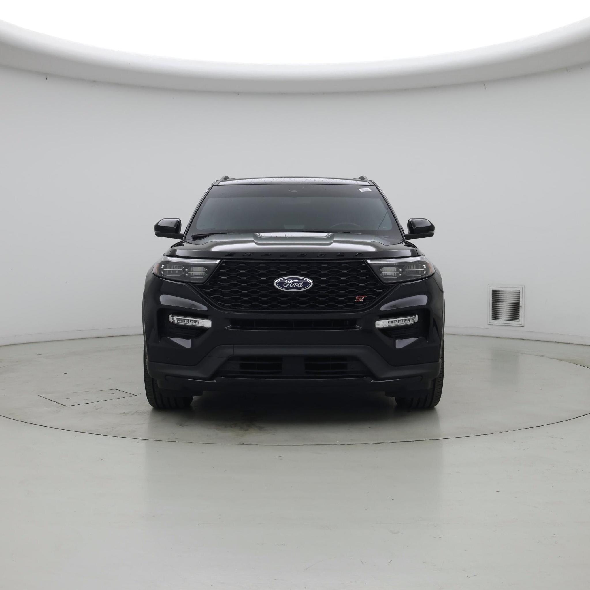 Thumbnail: 2023 Ford Explorer - 5